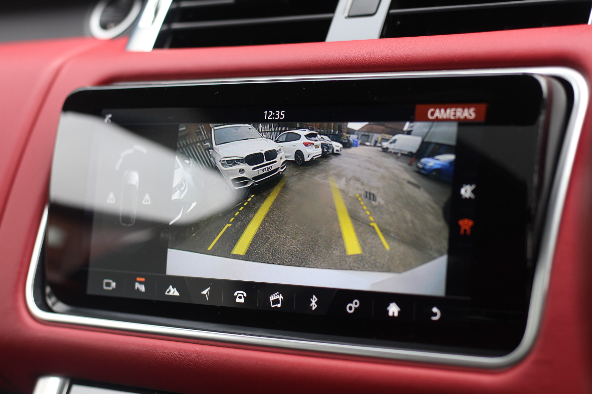 2020 (20) Land Rover Range Rover Sport 5.0 P575 V8 SVR Auto 4WD Euro 6 (s/s) 5dr