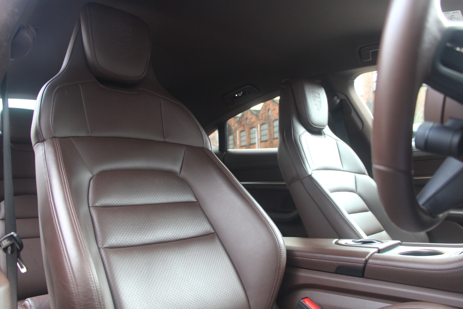 2021 (71) Porsche Taycan Performance Plus 93.4kWh Auto RWD 4dr (11kW Charger)