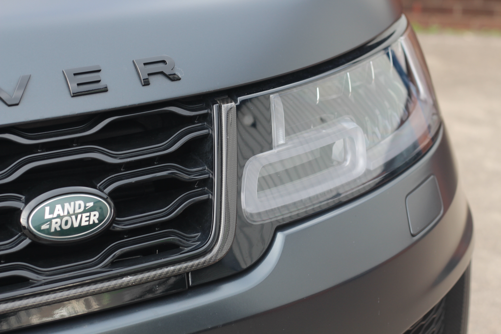 2020 (20) Land Rover Range Rover Sport 5.0 P575 V8 SVR Auto 4WD Euro 6 (s/s) 5dr