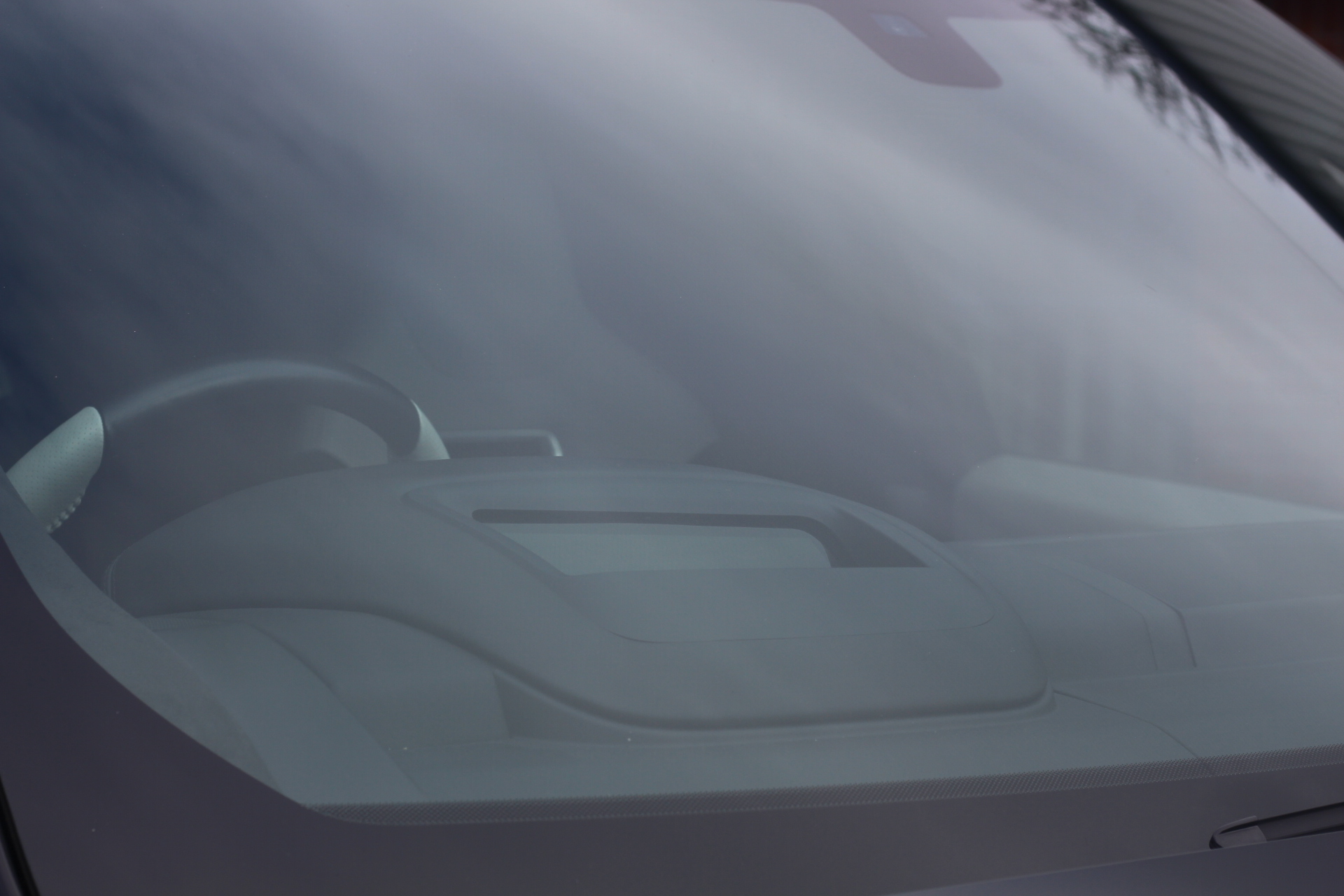 2020 (20) Land Rover Range Rover Sport 5.0 P575 V8 SVR Auto 4WD Euro 6 (s/s) 5dr