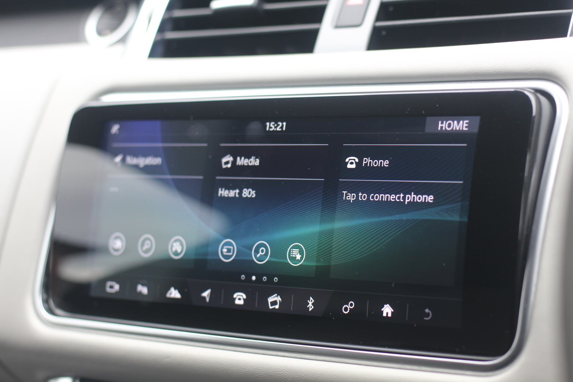 2020 (20) Land Rover Range Rover Sport 5.0 P575 V8 SVR Auto 4WD Euro 6 (s/s) 5dr