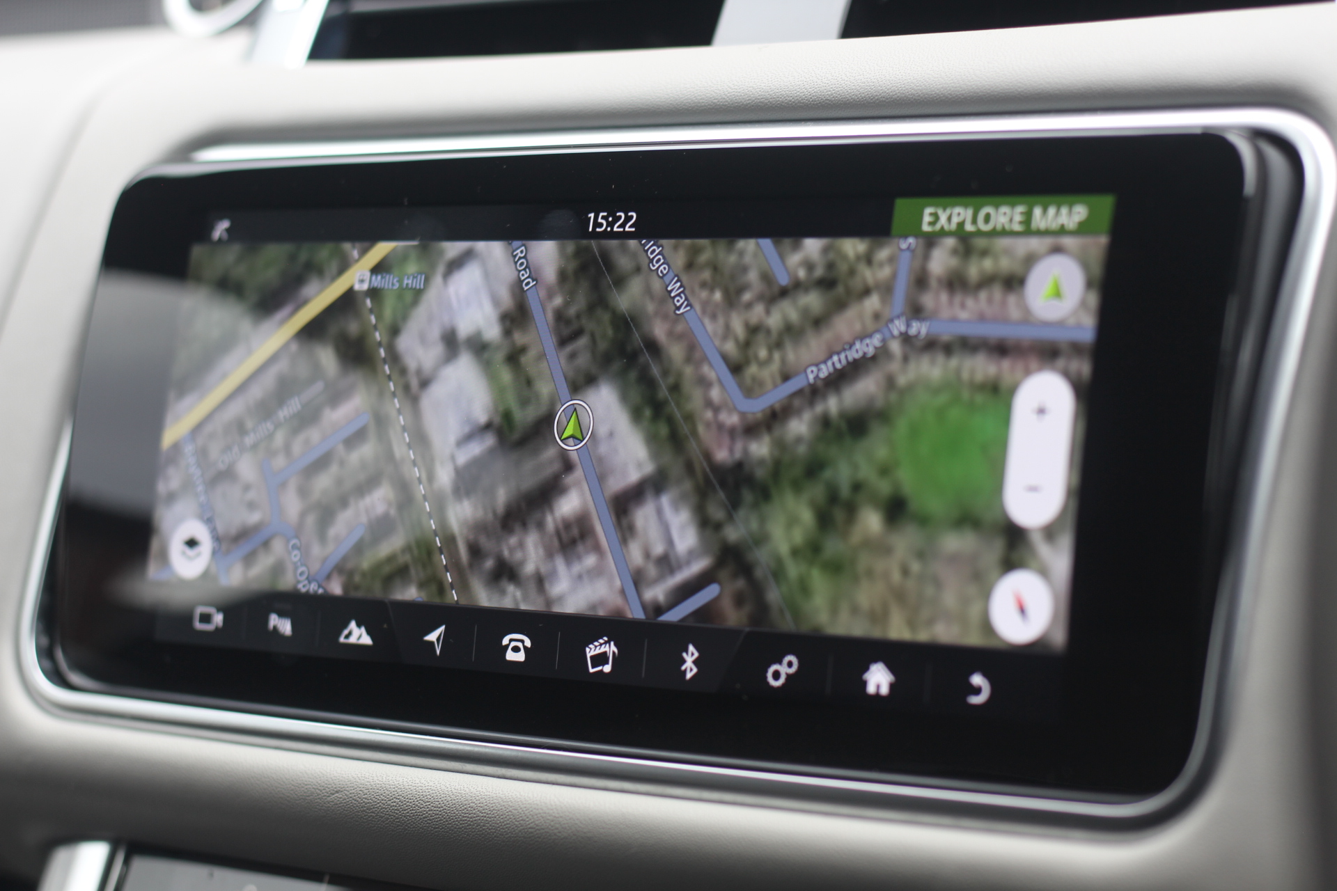 2020 (20) Land Rover Range Rover Sport 5.0 P575 V8 SVR Auto 4WD Euro 6 (s/s) 5dr