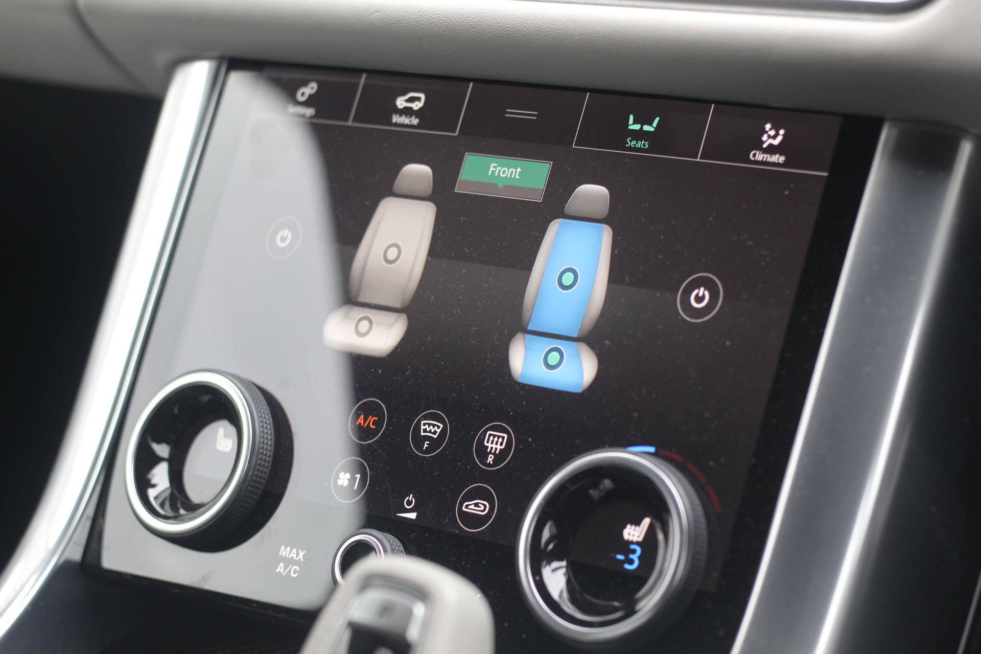 2020 (20) Land Rover Range Rover Sport 5.0 P575 V8 SVR Auto 4WD Euro 6 (s/s) 5dr