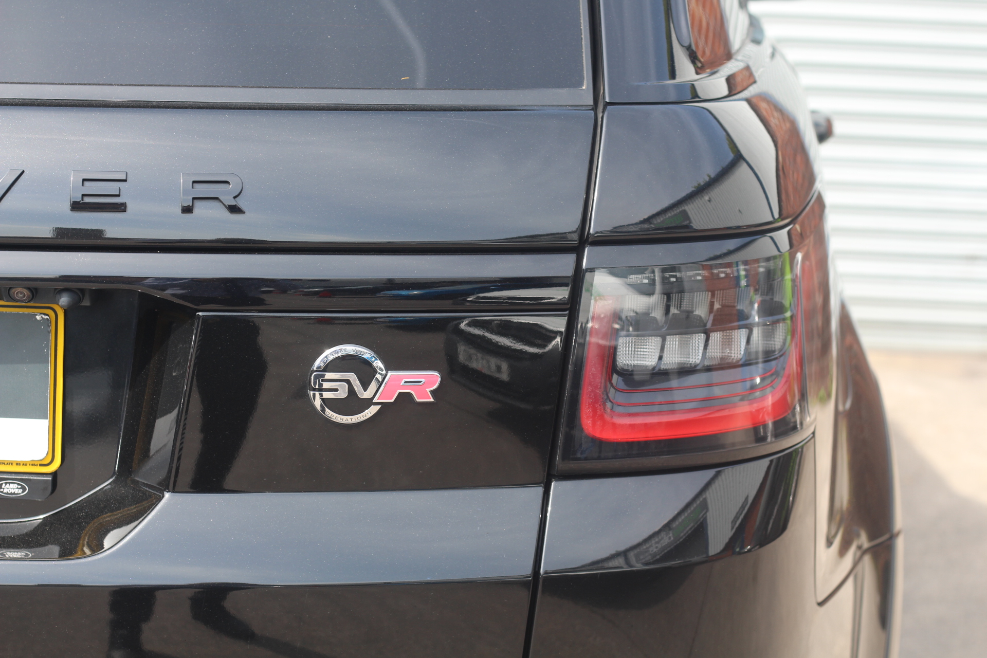 2020 (20) Land Rover Range Rover Sport 5.0 P575 V8 SVR Auto 4WD Euro 6 (s/s) 5dr