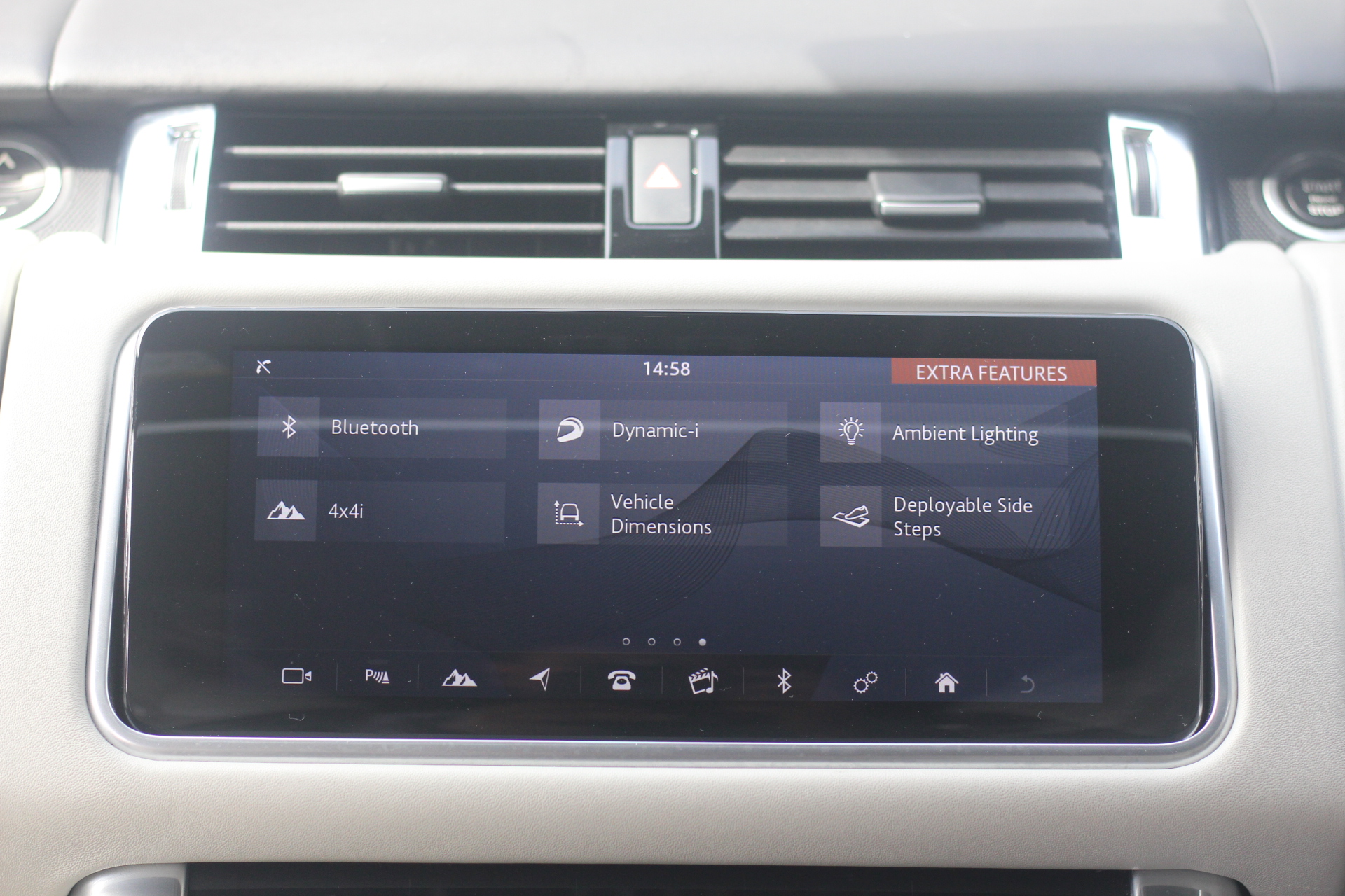 2020 (20) Land Rover Range Rover Sport 5.0 P575 V8 SVR Auto 4WD Euro 6 (s/s) 5dr