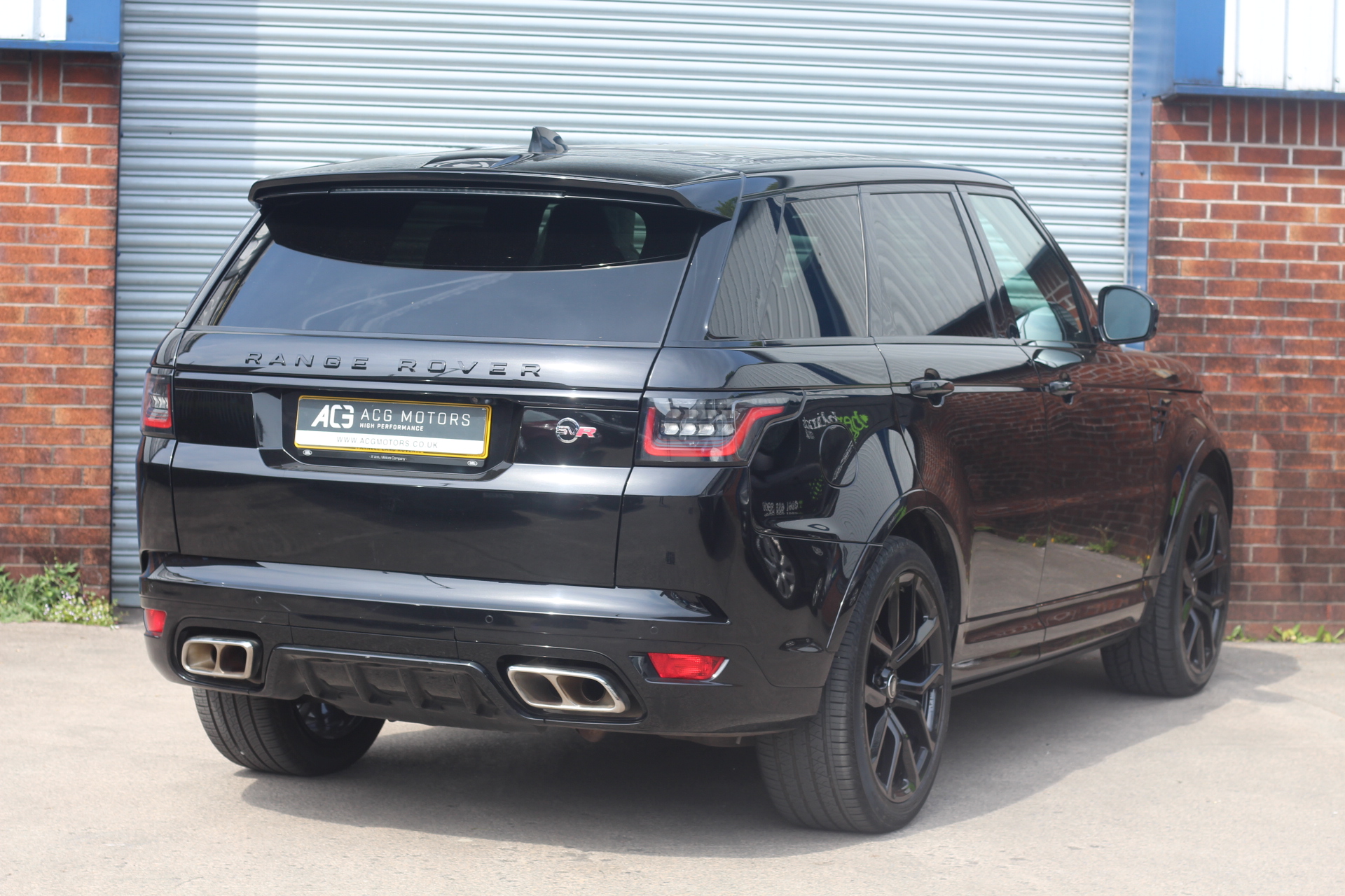 2020 (20) Land Rover Range Rover Sport 5.0 P575 V8 SVR Auto 4WD Euro 6 (s/s) 5dr