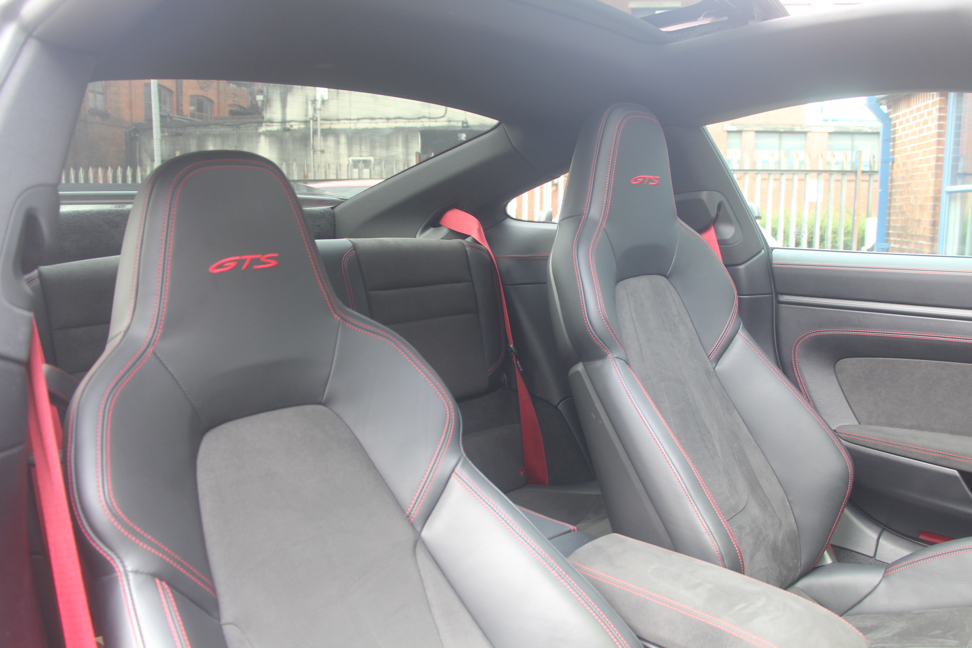 2022 (22) Porsche 911 3.0T 992 Carrera 4 GTS PDK 4WD Euro 6 (s/s) 2dr