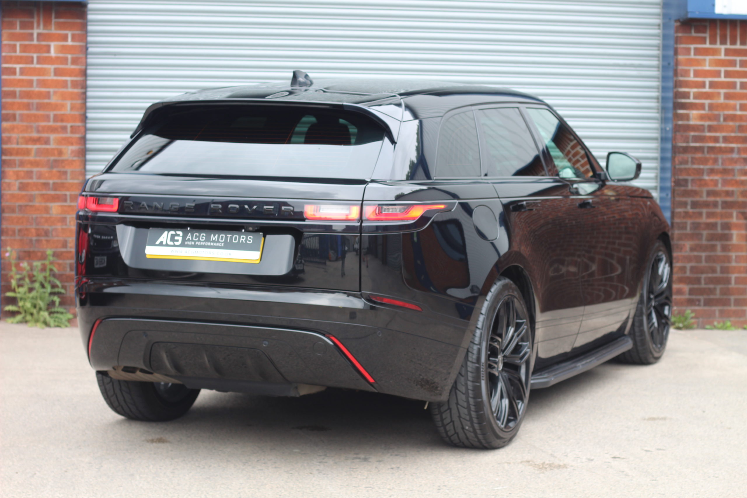 2019 (69) Land Rover Range Rover Velar 2.0 D180 R-Dynamic S Auto 4WD Euro 6 (s/s) 5dr