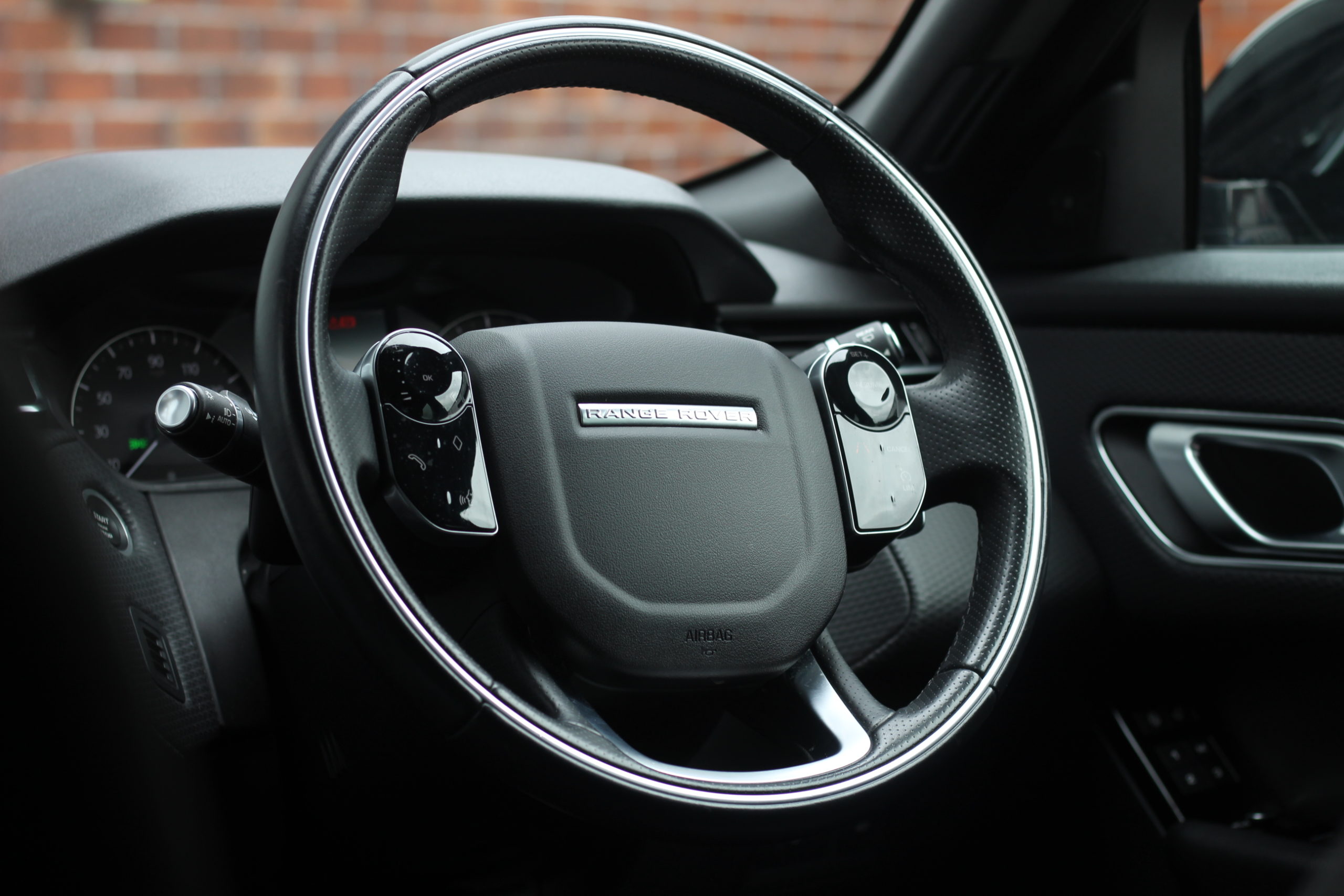 2019 (69) Land Rover Range Rover Velar 2.0 D180 R-Dynamic S Auto 4WD Euro 6 (s/s) 5dr