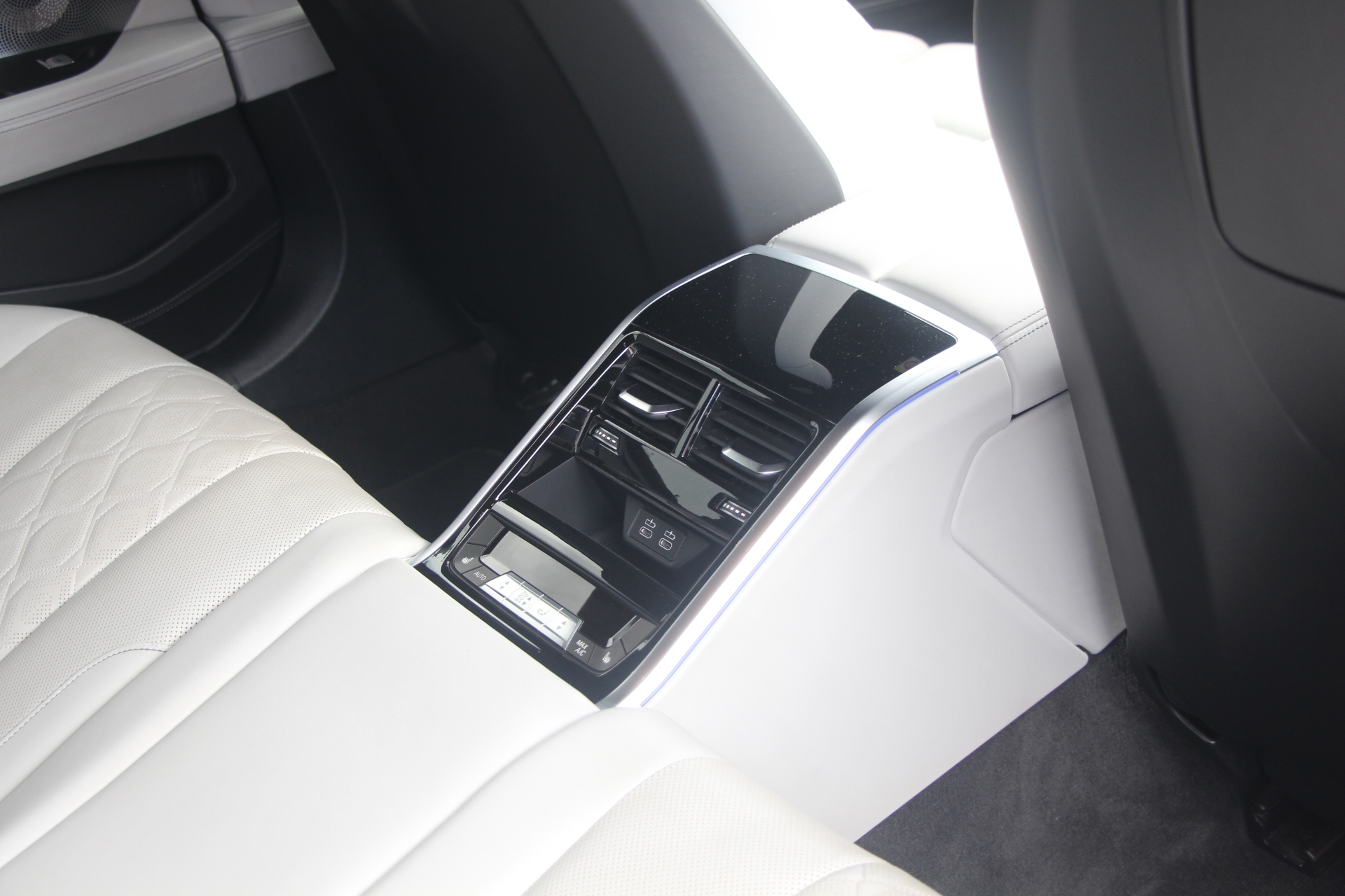 2020 (70) BMW M8 Gran Coupe 4.4i V8 Competition Steptronic 4WD Euro 6 (s/s) 4dr