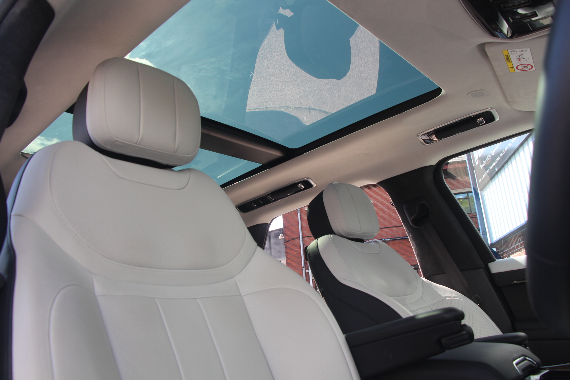 2023 (23) Land Rover Range Rover Sport 3.0 P440e 38.2kWh Autobiography Auto 4WD Euro 6 (s/s) 5dr