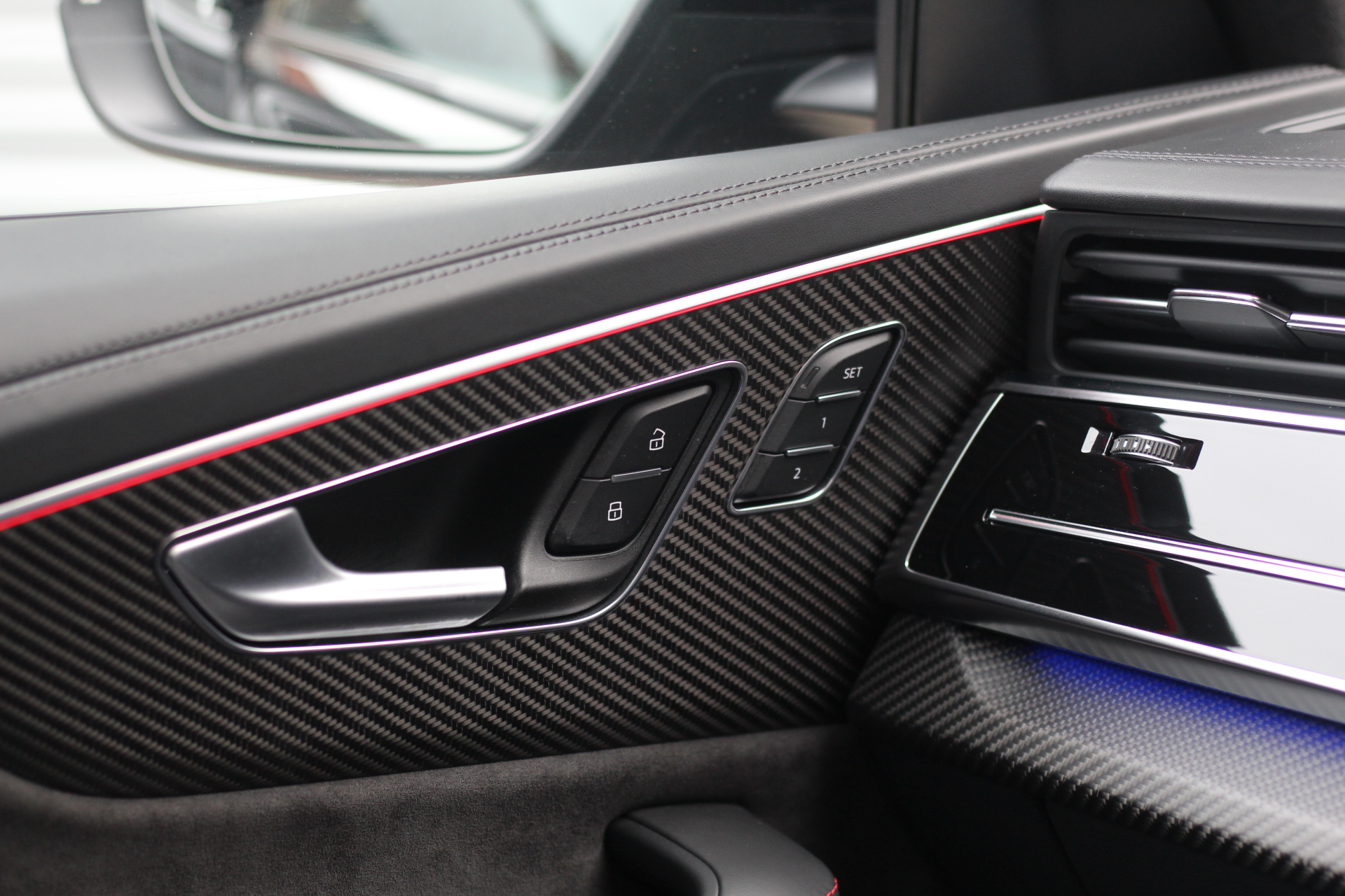 2020 (20) Audi RSQ8 4.0 TFSI V8 Vorsprung Tiptronic quattro Euro 6 (s/s) 5dr