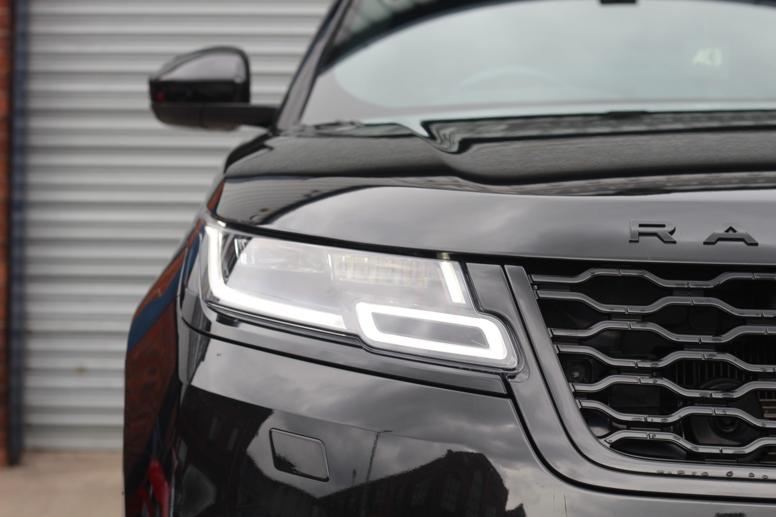 2019 (69) Land Rover Range Rover Velar 2.0 D180 R-Dynamic S Auto 4WD Euro 6 (s/s) 5dr