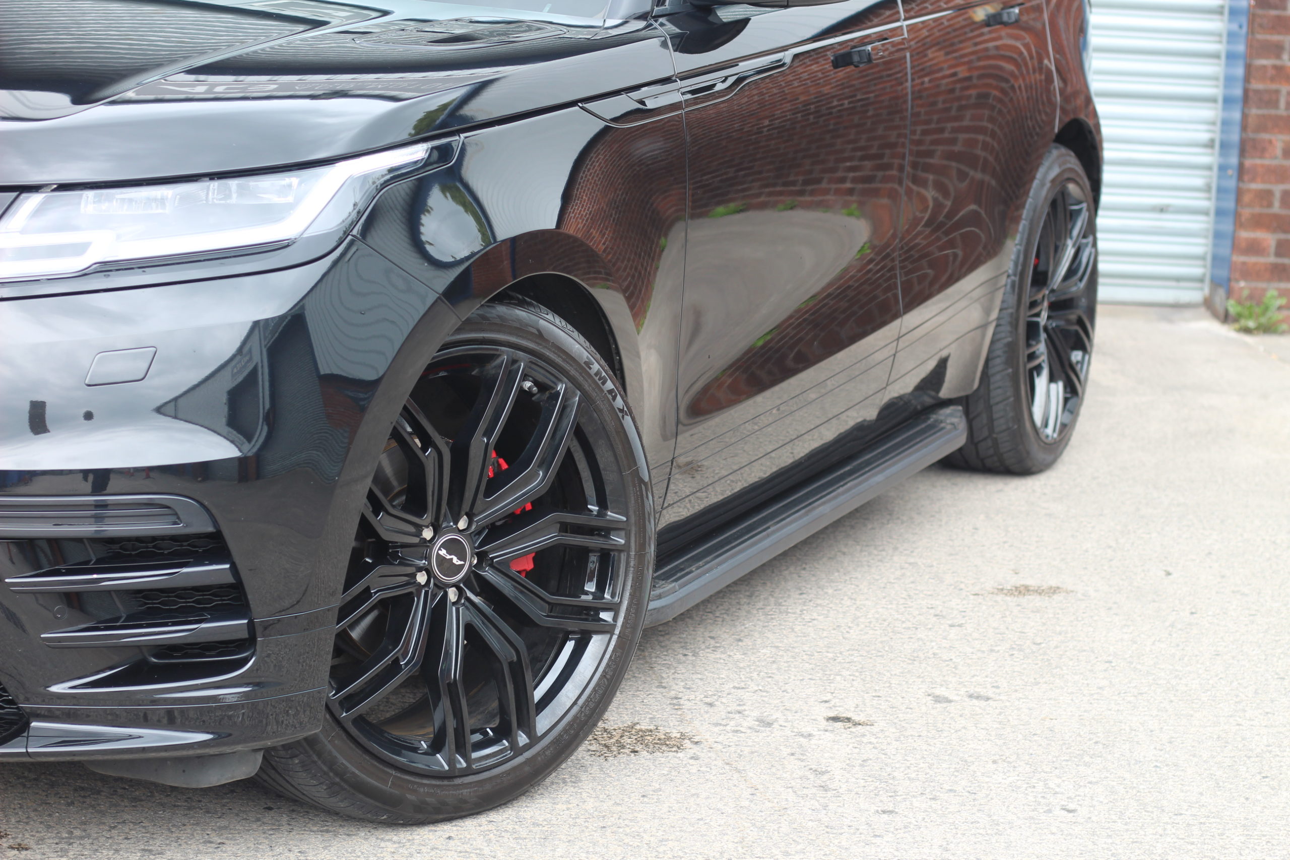 2019 (69) Land Rover Range Rover Velar 2.0 D180 R-Dynamic S Auto 4WD Euro 6 (s/s) 5dr