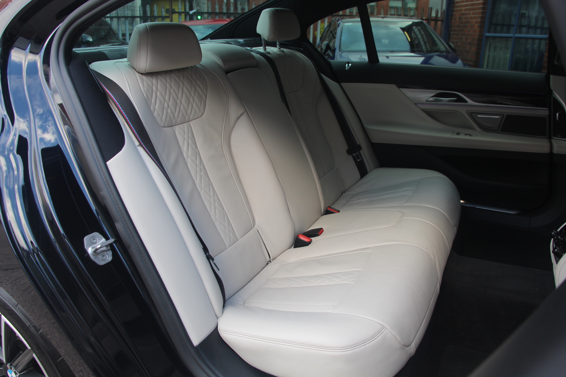 2020 (70) BMW 7 Series 3.0 730Ld M Sport Auto Euro 6 (s/s) 4dr