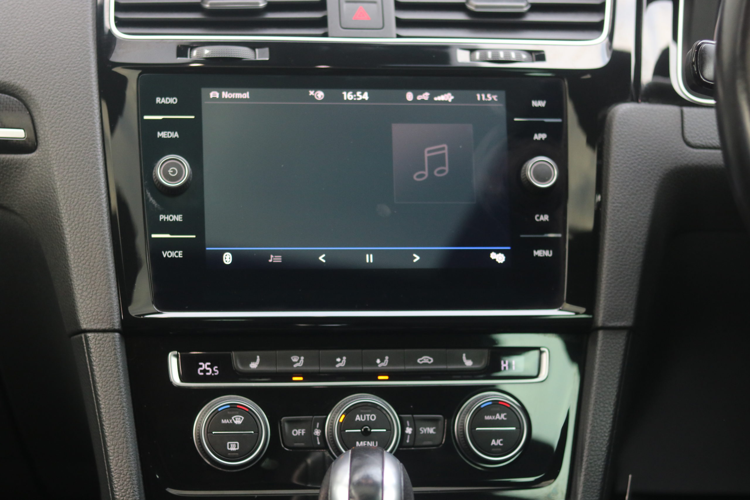 2020 (20) Volkswagen Golf 2.0 TSI R DSG 4Motion Euro 6 (s/s) 5dr