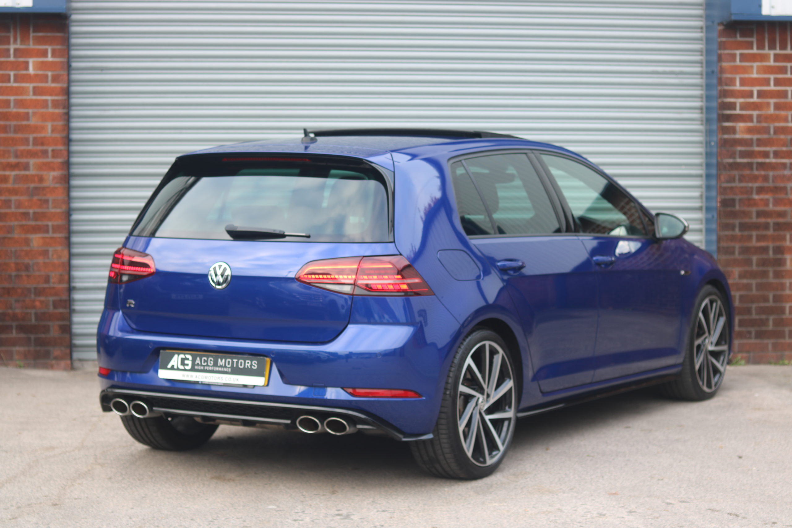 2020 (20) Volkswagen Golf 2.0 TSI R DSG 4Motion Euro 6 (s/s) 5dr
