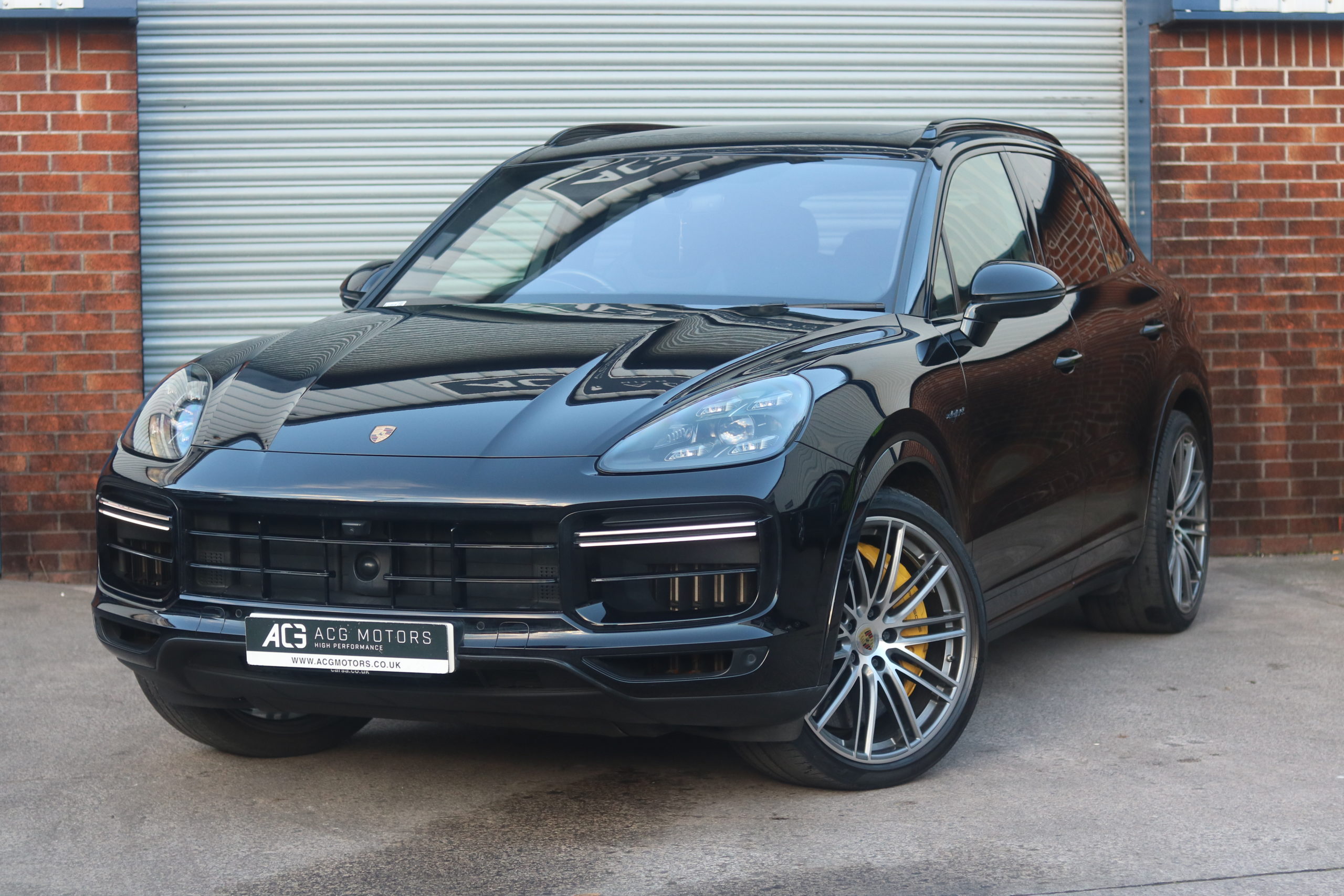 2019 (69) Porsche Cayenne 4.0 V8 E-Hybrid 14.1kWh Turbo S TiptronicS 4WD Euro 6 (s/s) 5dr