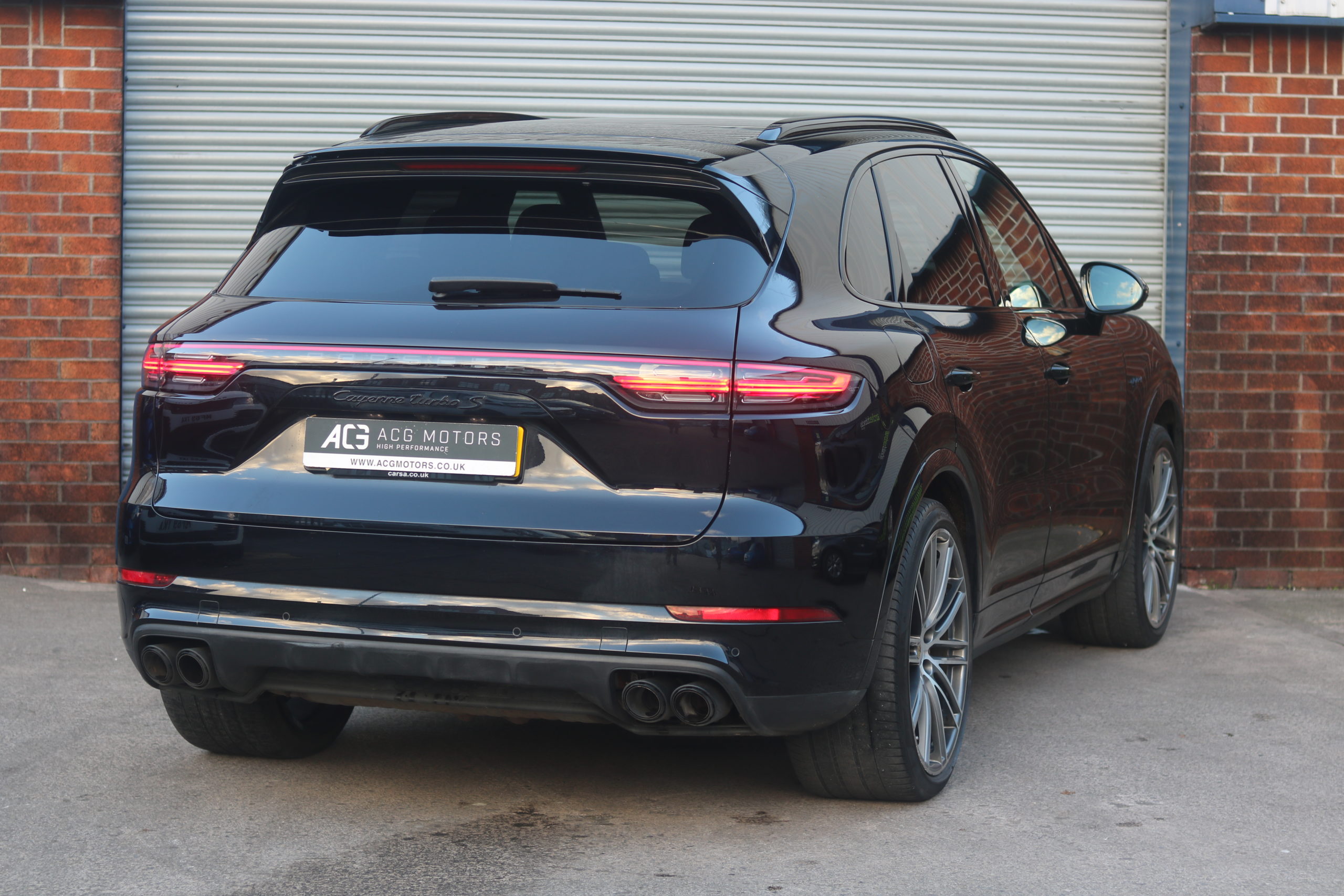 2019 (69) Porsche Cayenne 4.0 V8 E-Hybrid 14.1kWh Turbo S TiptronicS 4WD Euro 6 (s/s) 5dr