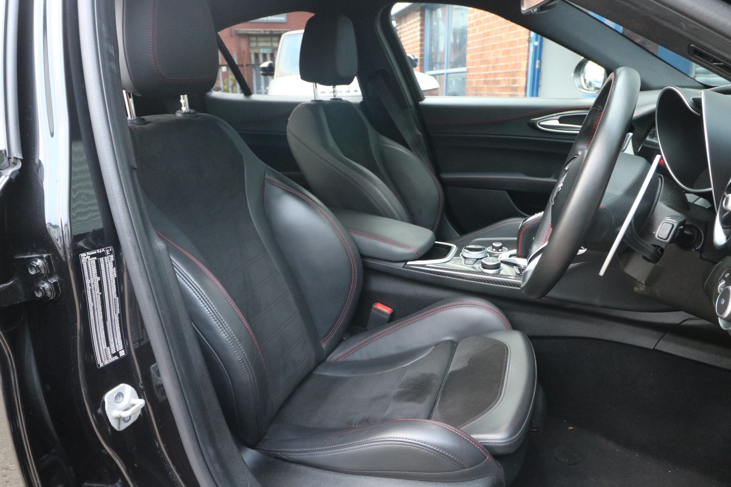 2020 (70) Alfa Romeo Giulia 2.9 V6 Bi-Turbo Quadrifoglio Auto Euro 6 (s/s) 4dr