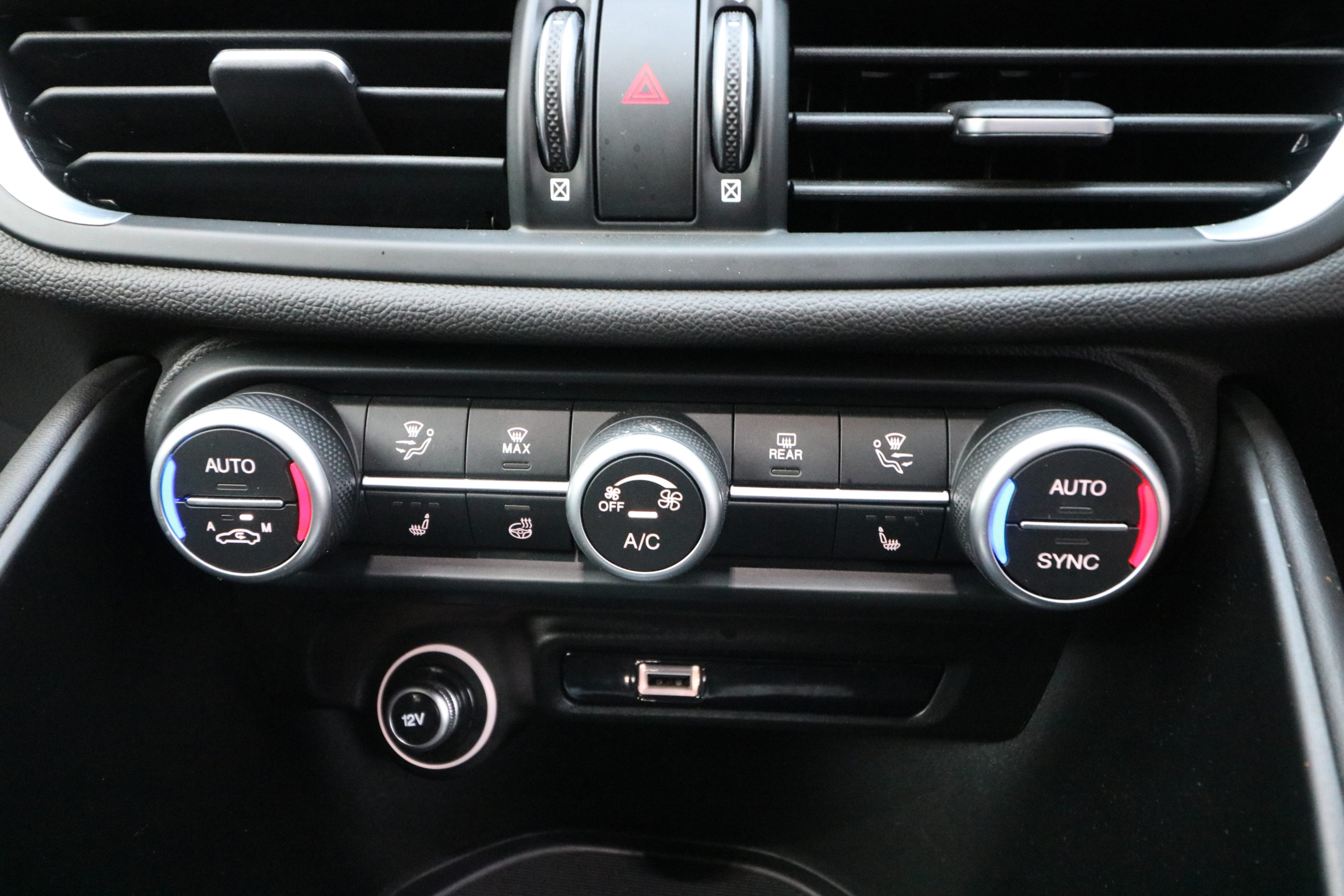 2020 (70) Alfa Romeo Giulia 2.9 V6 Bi-Turbo Quadrifoglio Auto Euro 6 (s/s) 4dr