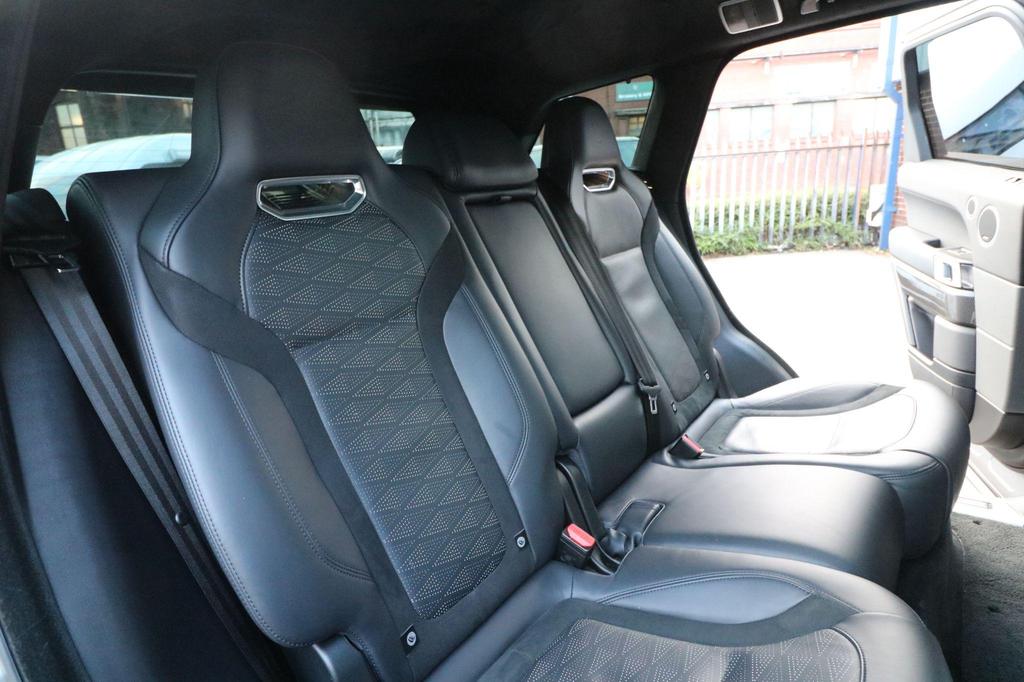 2019 (19) Land Rover Range Rover Sport 5.0 P575 V8 SVR Auto 4WD Euro 6 (s/s) 5dr