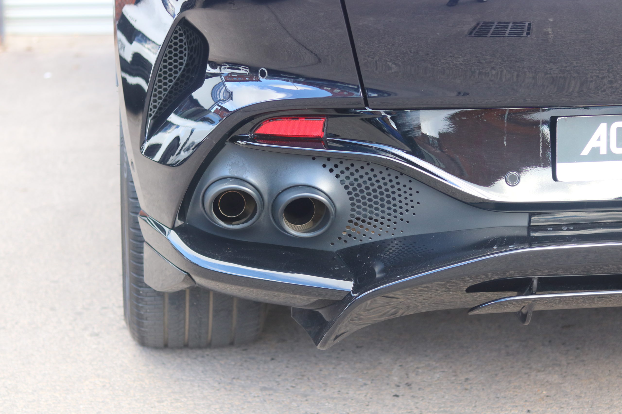 2023 (23) Aston Martin DBX 4.0 V8 707 Auto 4WD Euro 6 (s/s) 5dr