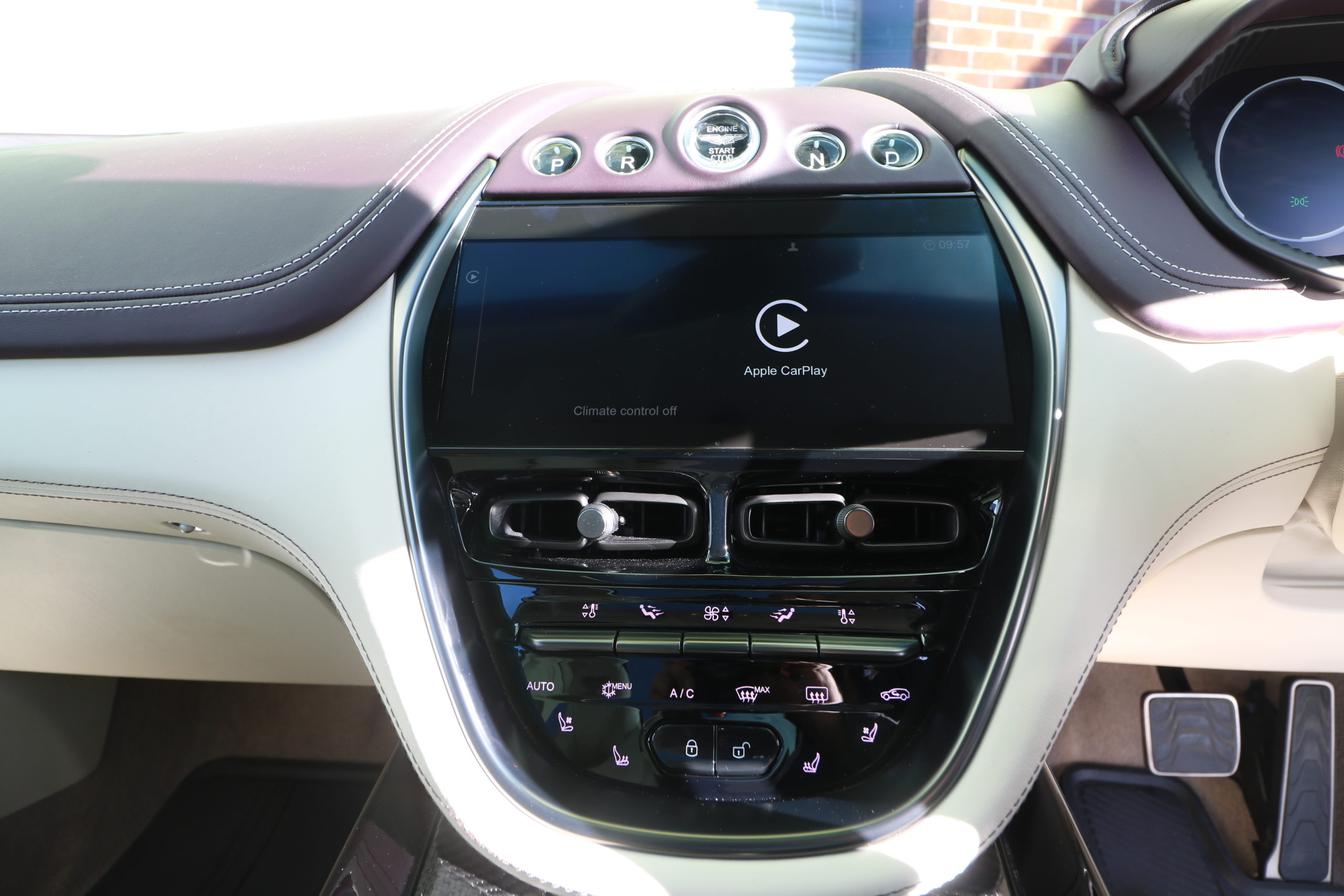 2023 (23) Aston Martin DBX 4.0 V8 707 Auto 4WD Euro 6 (s/s) 5dr