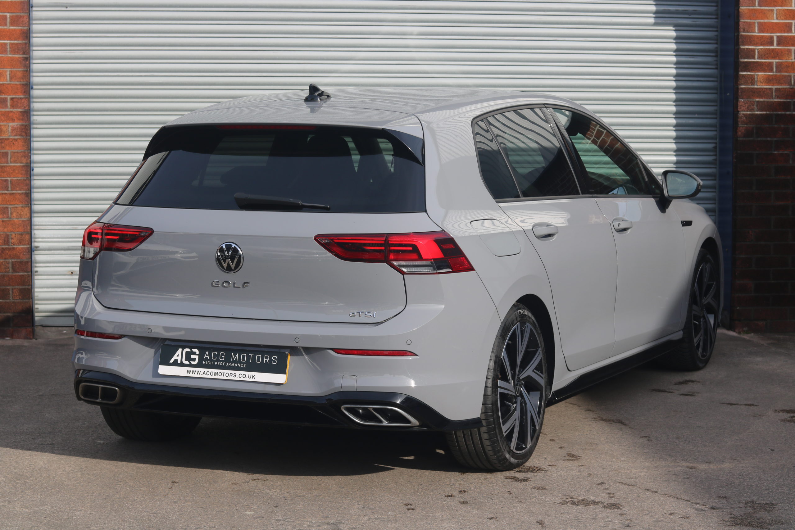 2022 (71) Volkswagen Golf 1.5 eTSI MHEV R-Line DSG Euro 6 (s/s) 5dr