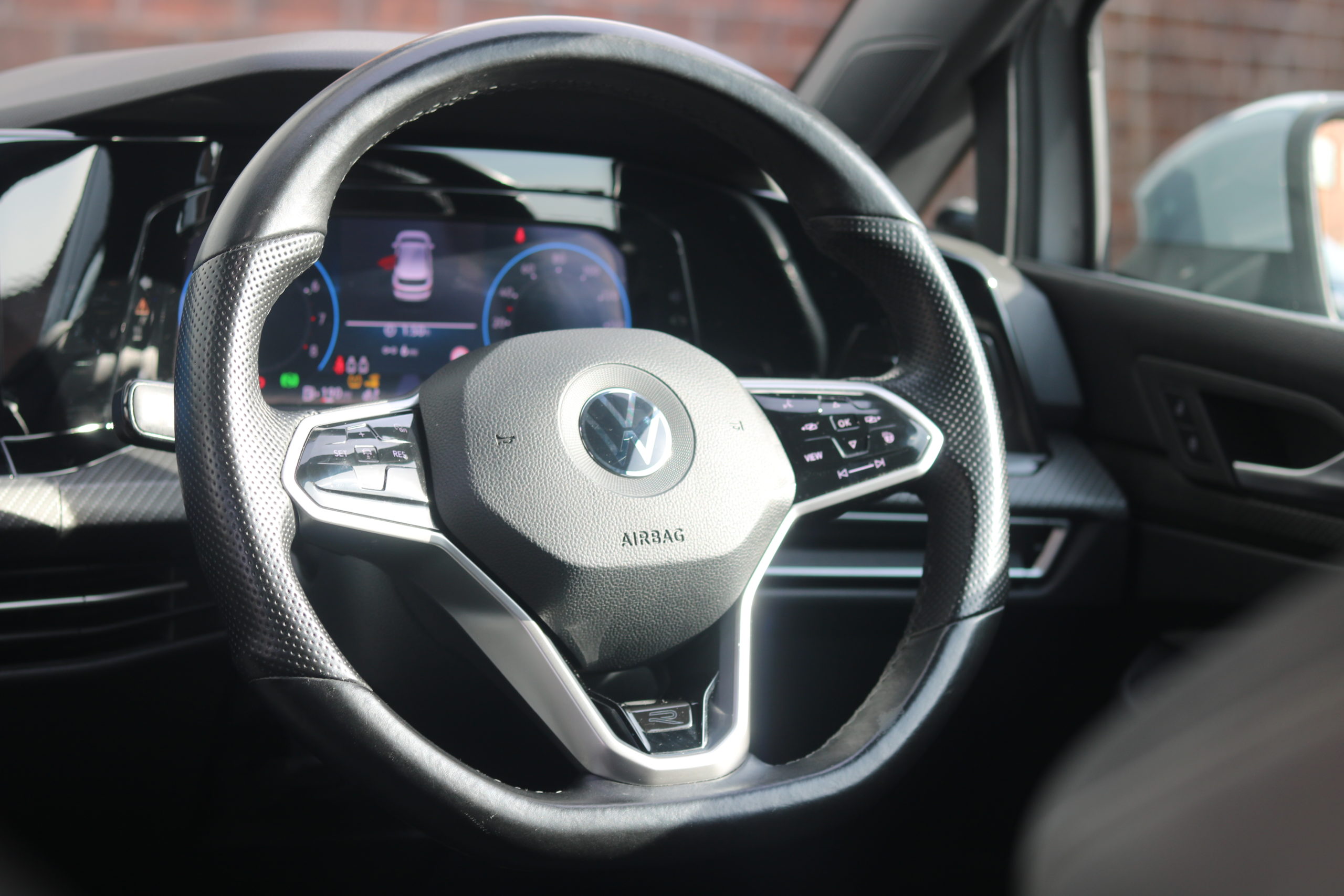 2022 (71) Volkswagen Golf 1.5 eTSI MHEV R-Line DSG Euro 6 (s/s) 5dr