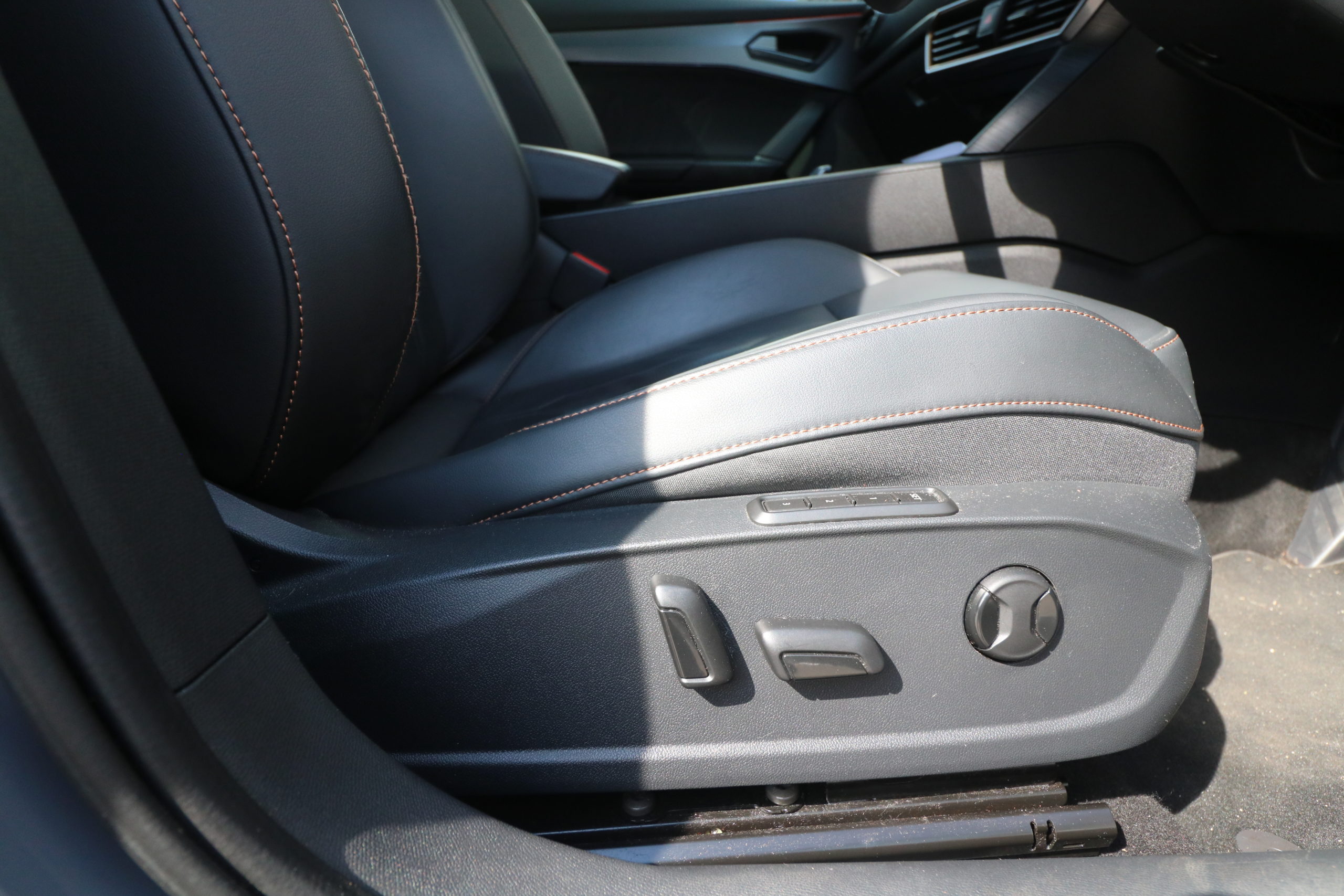 2022 (22) CUPRA Formentor 2.0 TSI VZ3 DSG 4Drive Euro 6 (s/s) 5dr