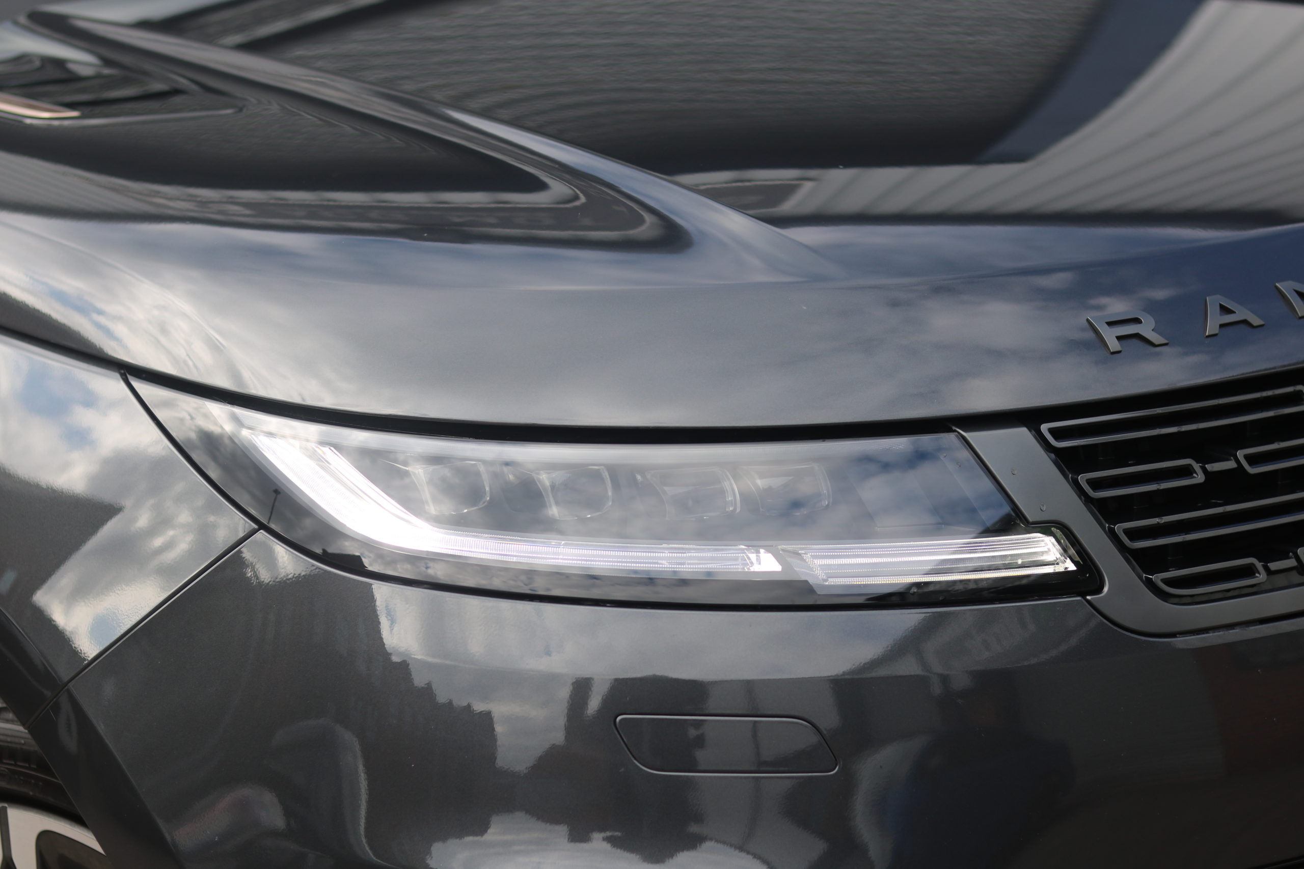 2023 (23) Land Rover Range Rover Sport 3.0 D300 MHEV Dynamic SE Auto 4WD Euro 6 (s/s) 5dr