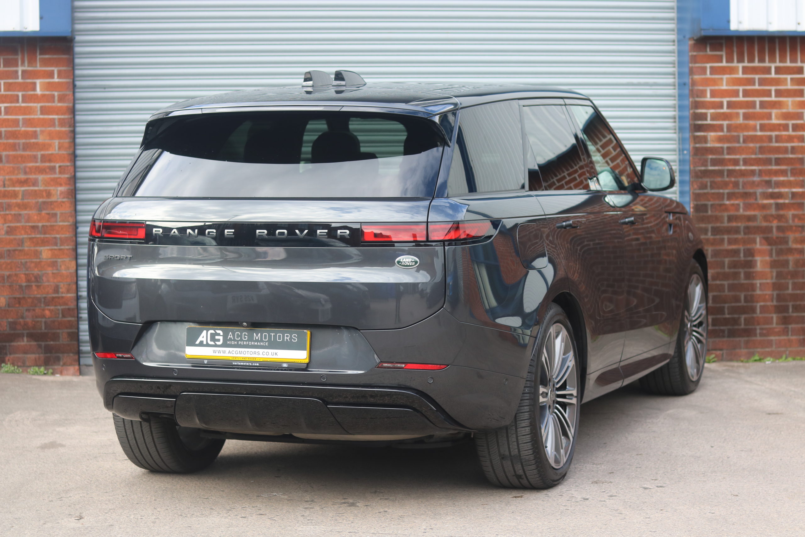 2023 (23) Land Rover Range Rover Sport 3.0 D300 MHEV Dynamic SE Auto 4WD Euro 6 (s/s) 5dr