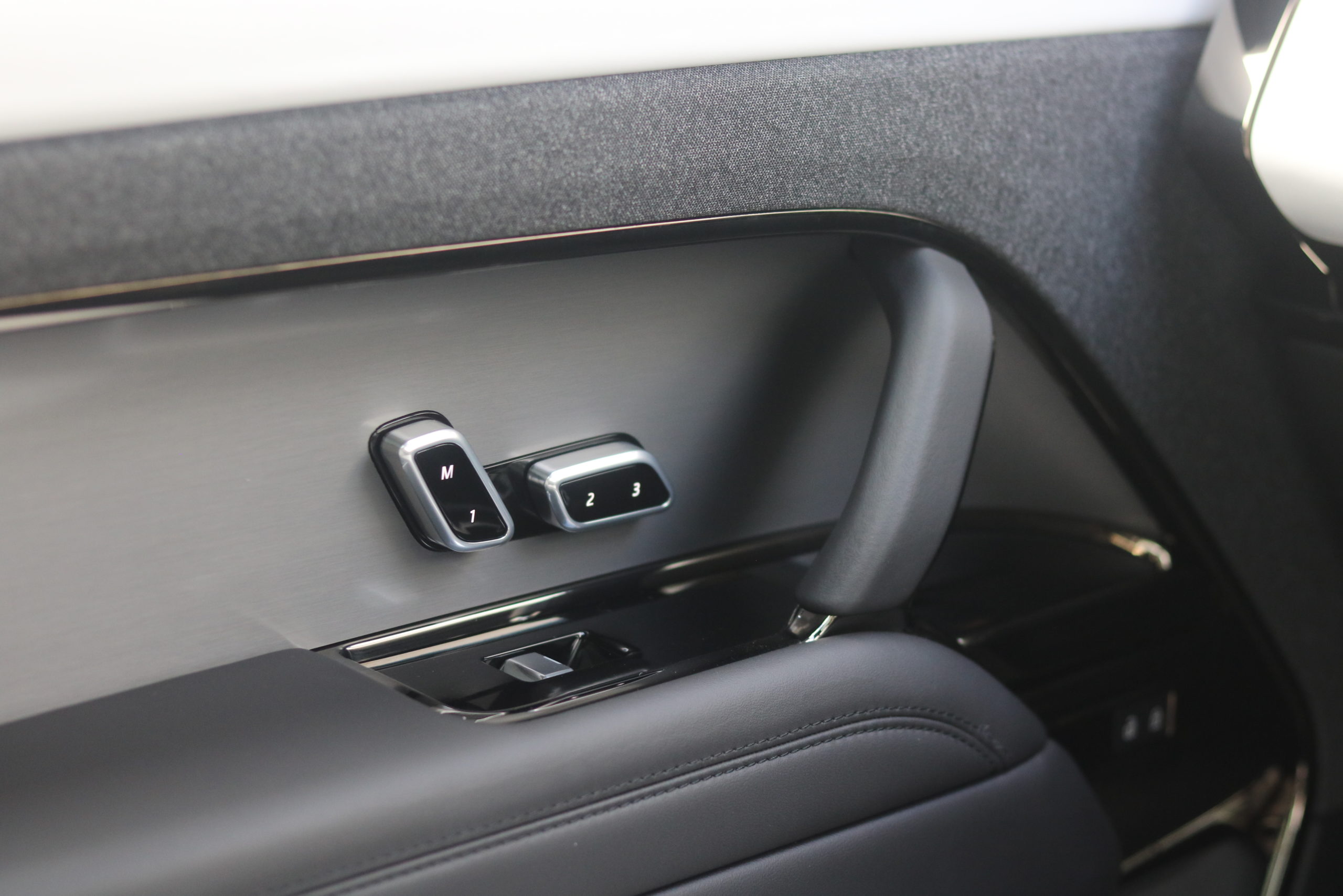 2023 (23) Land Rover Range Rover Sport 3.0 D300 MHEV Dynamic SE Auto 4WD Euro 6 (s/s) 5dr