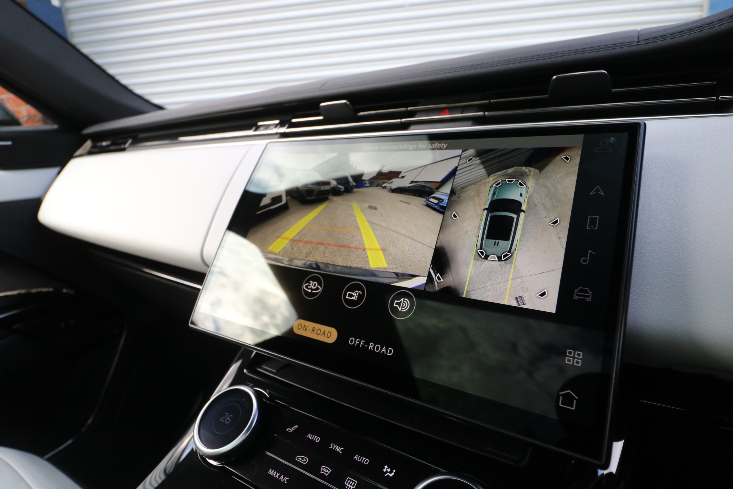 2023 (23) Land Rover Range Rover Sport 3.0 D300 MHEV Dynamic SE Auto 4WD Euro 6 (s/s) 5dr