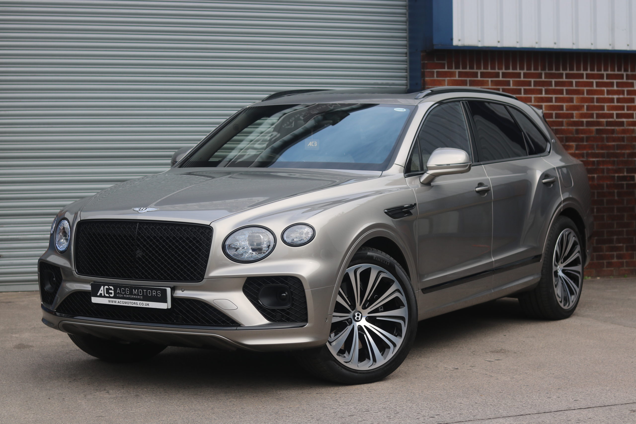 2022 (22) Bentley Bentayga 3.0 TFSi V6 17.3kWh Auto 4WD Euro 6 (s/s) 5dr