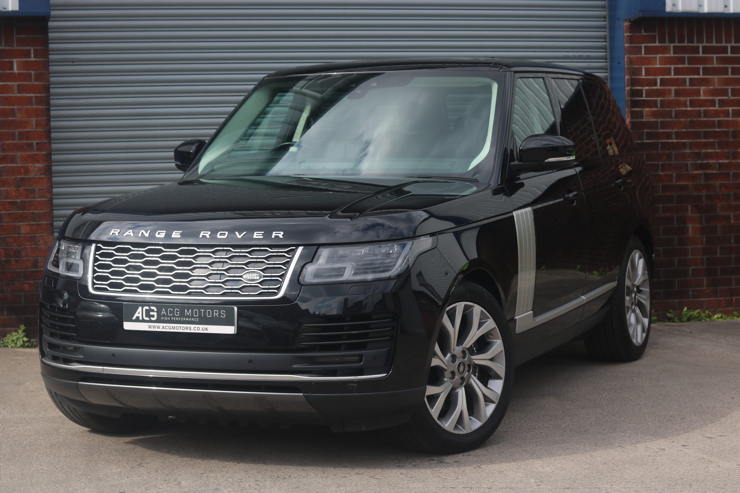 2020 (70) Land Rover Range Rover 2.0 P400e 12.4kWh Westminster Auto 4WD Euro 6 (s/s) 5dr