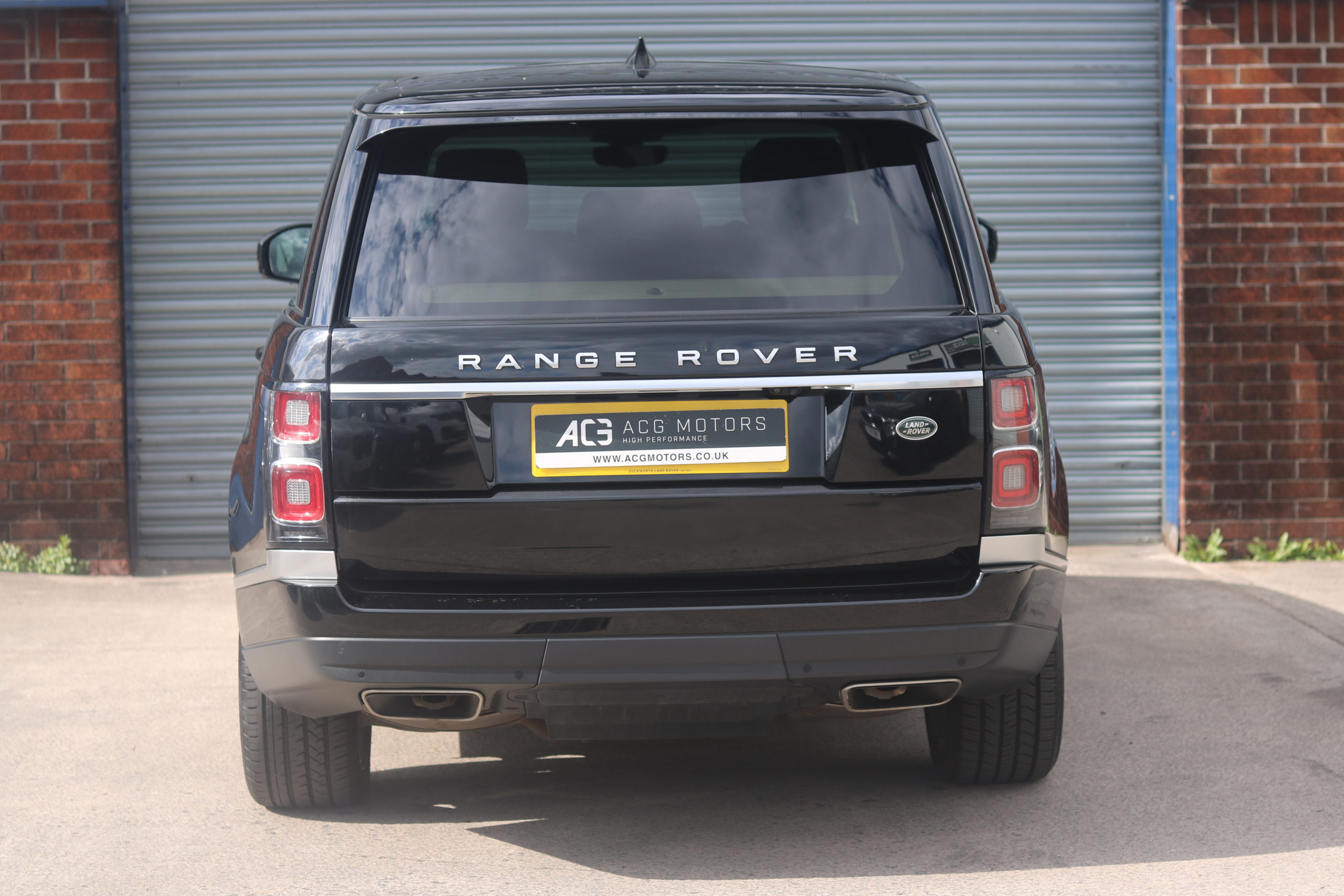 2020 (70) Land Rover Range Rover 2.0 P400e 12.4kWh Westminster Auto 4WD Euro 6 (s/s) 5dr