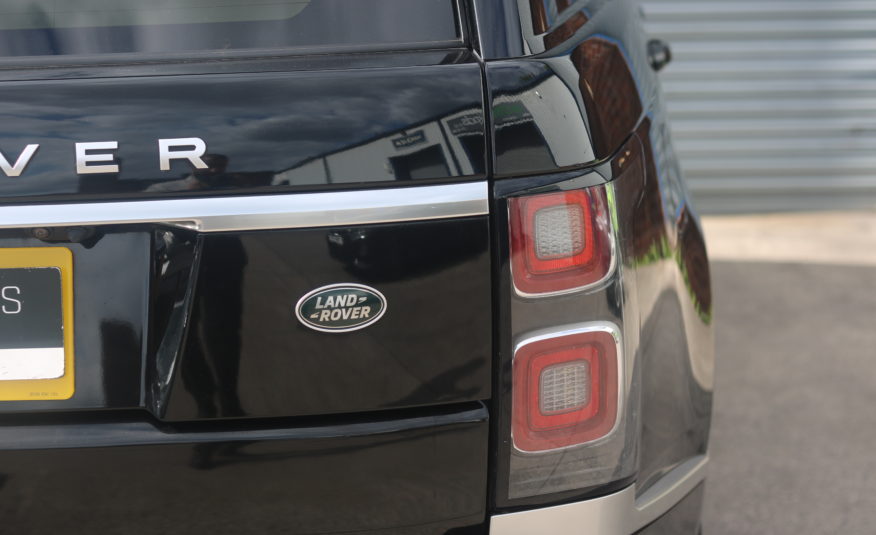 2020 (70) Land Rover Range Rover 2.0 P400e 12.4kWh Westminster Auto 4WD Euro 6 (s/s) 5dr