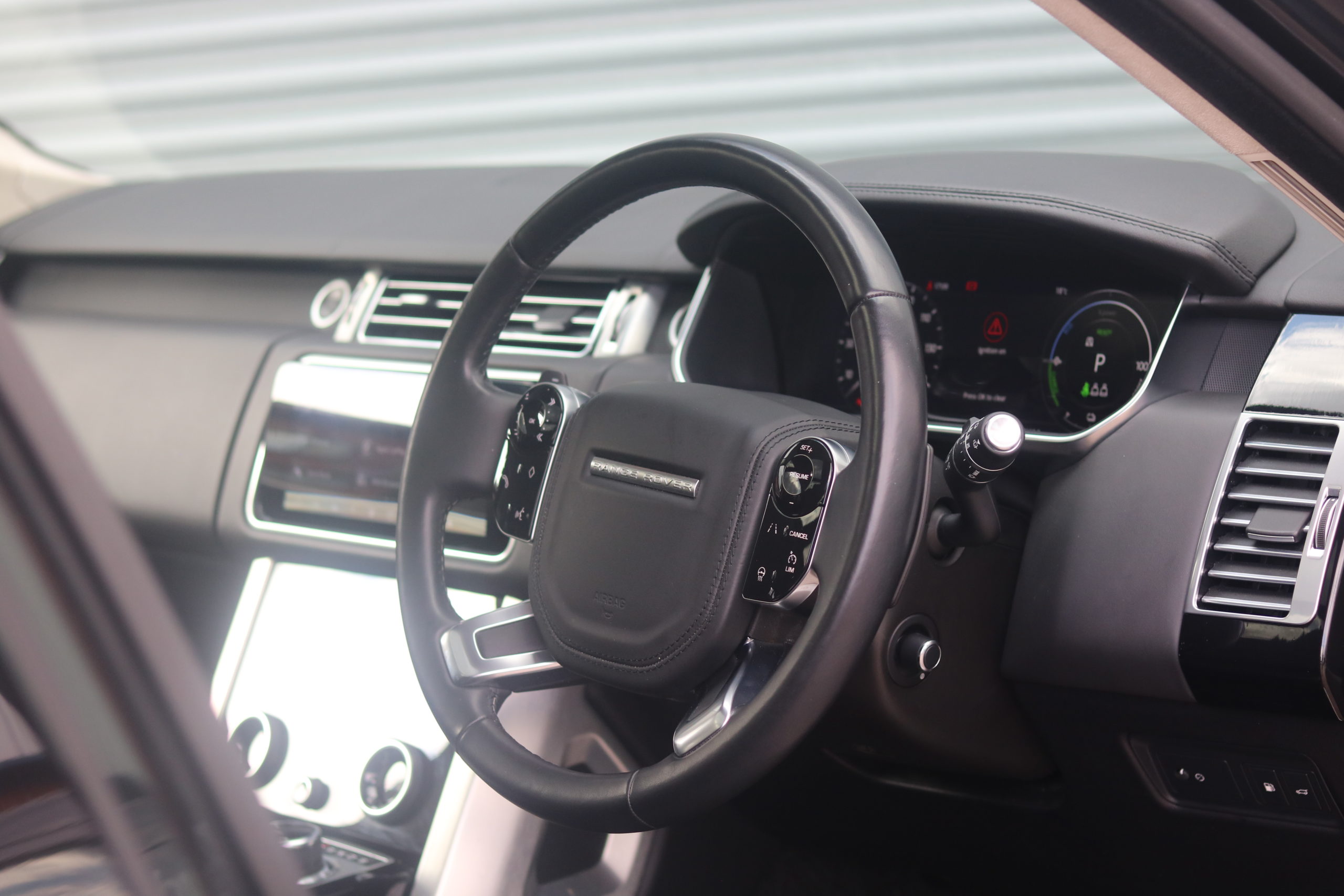 2020 (70) Land Rover Range Rover 2.0 P400e 12.4kWh Westminster Auto 4WD Euro 6 (s/s) 5dr