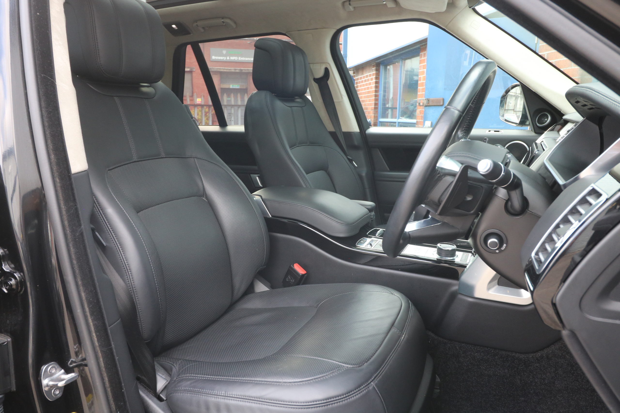 2020 (70) Land Rover Range Rover 2.0 P400e 12.4kWh Westminster Auto 4WD Euro 6 (s/s) 5dr