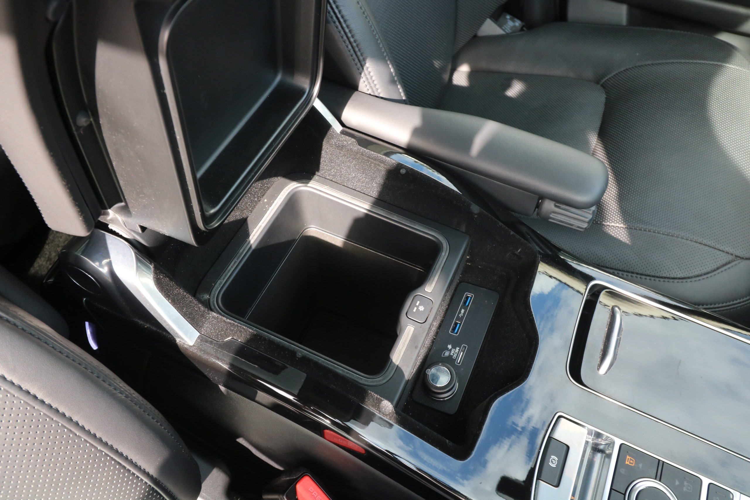 2020 (70) Land Rover Range Rover 2.0 P400e 12.4kWh Westminster Auto 4WD Euro 6 (s/s) 5dr