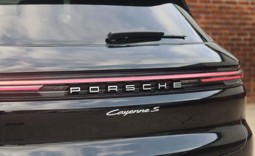 2024 (74) Porsche Cayenne 4.0T V8 S TiptronicS 4WD Euro 6 (s/s) 5dr