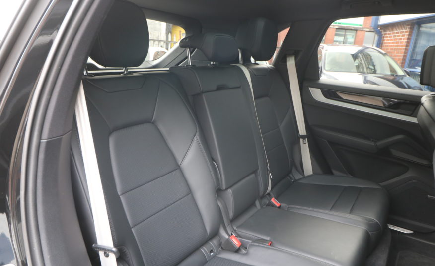2024 (74) Porsche Cayenne 4.0T V8 S TiptronicS 4WD Euro 6 (s/s) 5dr