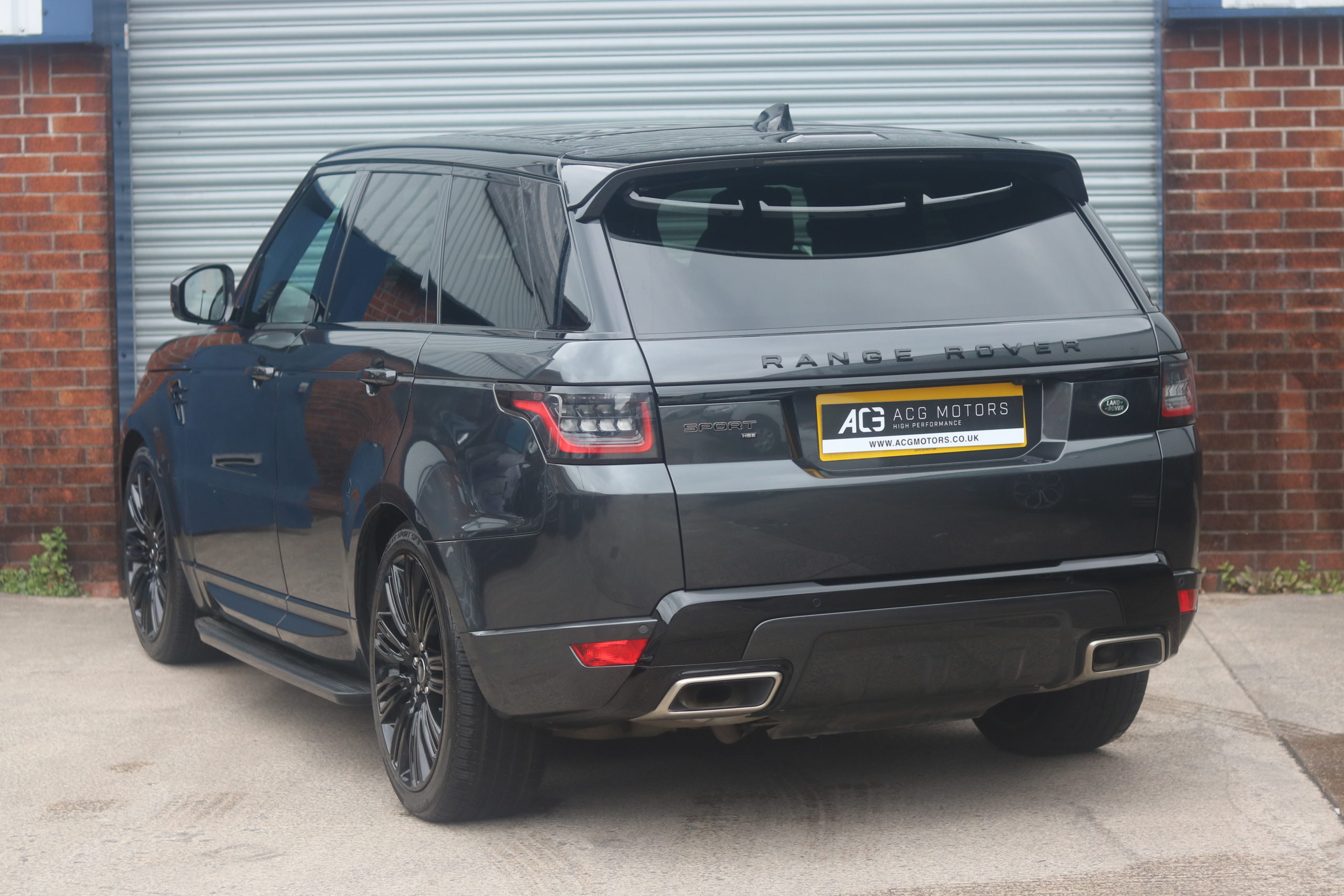 2021 (21) Land Rover Range Rover Sport 3.0 D300 MHEV HSE Dynamic Black Auto 4WD Euro 6 (s/s) 5dr
