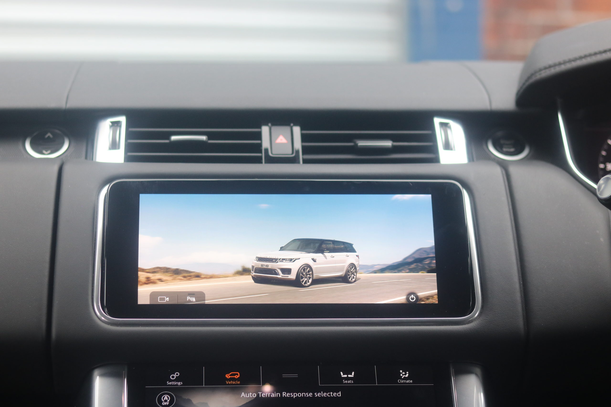 2021 (21) Land Rover Range Rover Sport 3.0 D300 MHEV HSE Dynamic Black Auto 4WD Euro 6 (s/s) 5dr