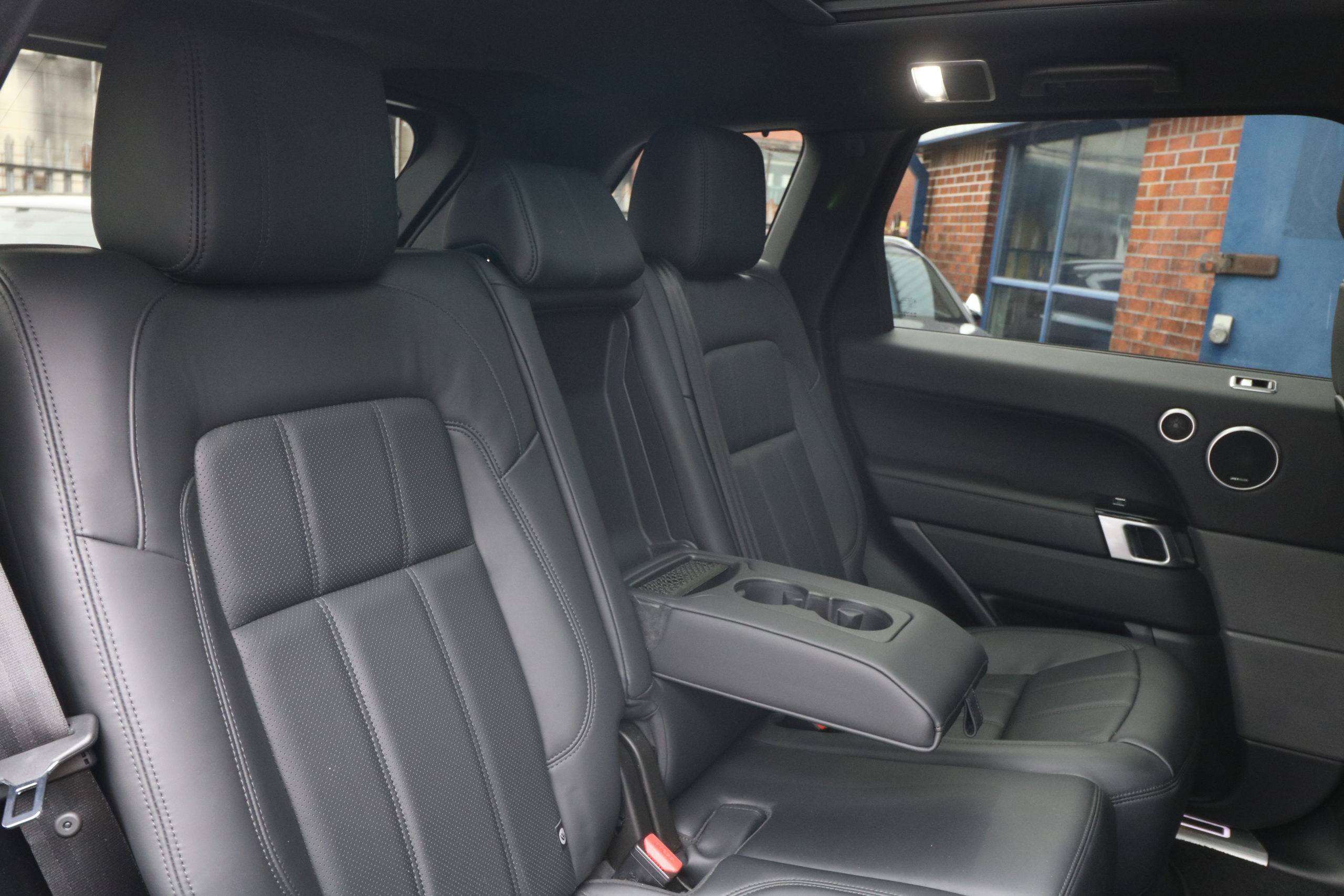 2021 (21) Land Rover Range Rover Sport 3.0 D300 MHEV HSE Dynamic Black Auto 4WD Euro 6 (s/s) 5dr