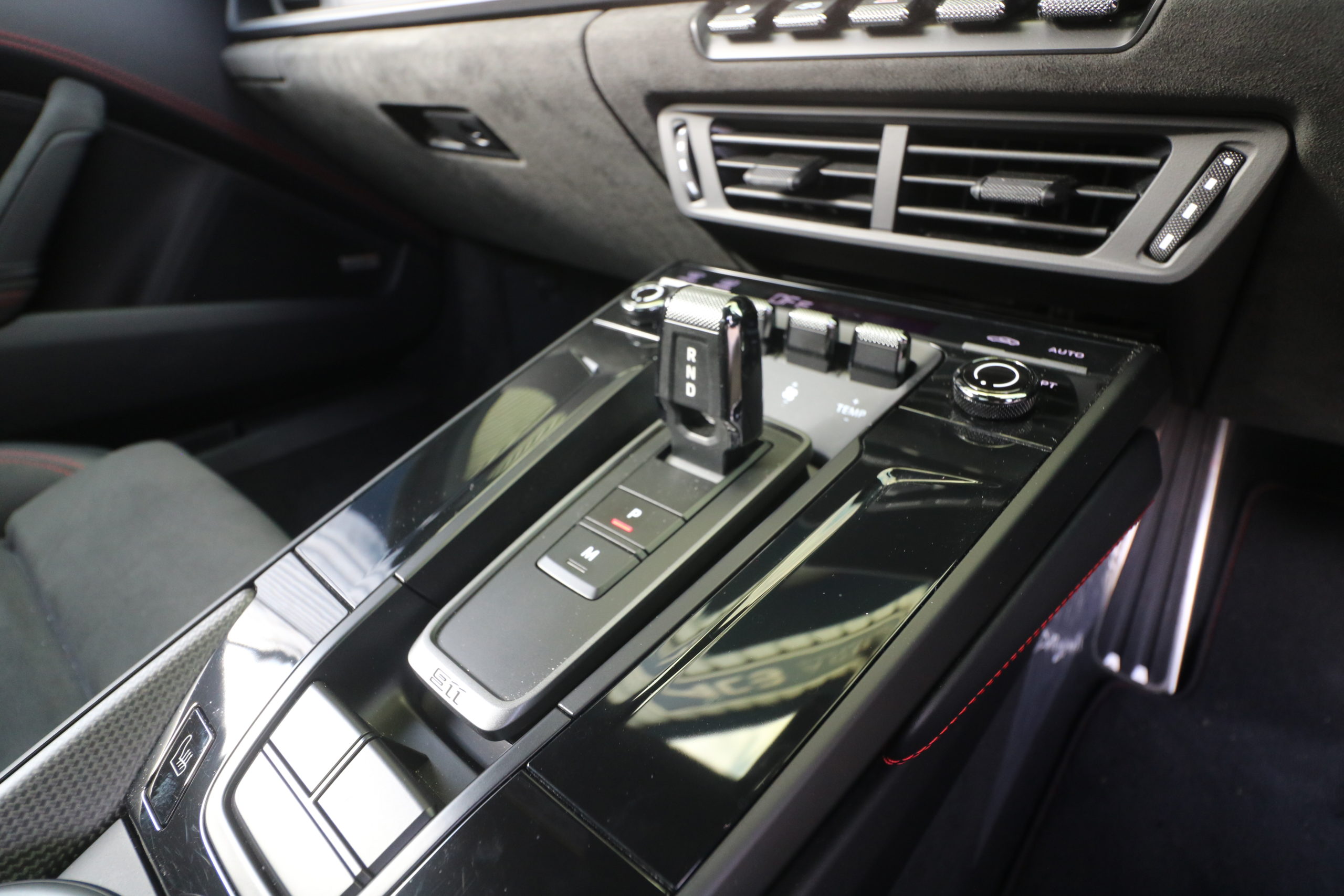 2025 (25) Porsche 911 3.6 T-Hybrid 992 4 GTS Targa PDK 4WD Euro 6 (s/s) 2dr