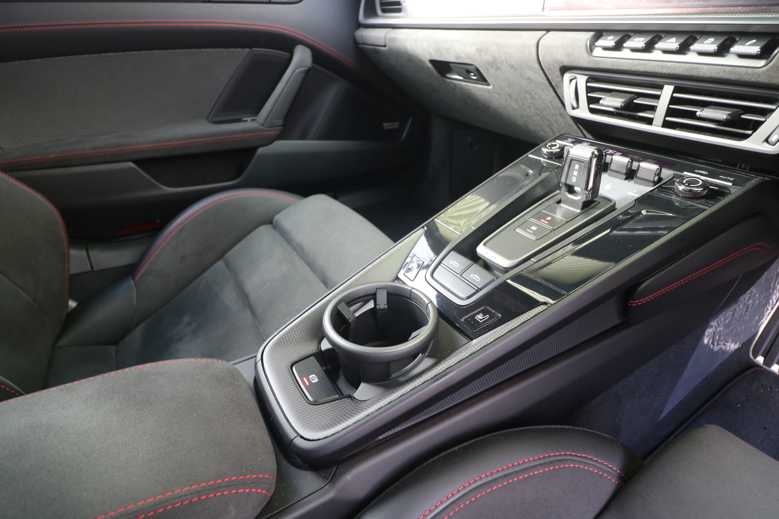 2025 (25) Porsche 911 3.6 T-Hybrid 992 4 GTS Targa PDK 4WD Euro 6 (s/s) 2dr