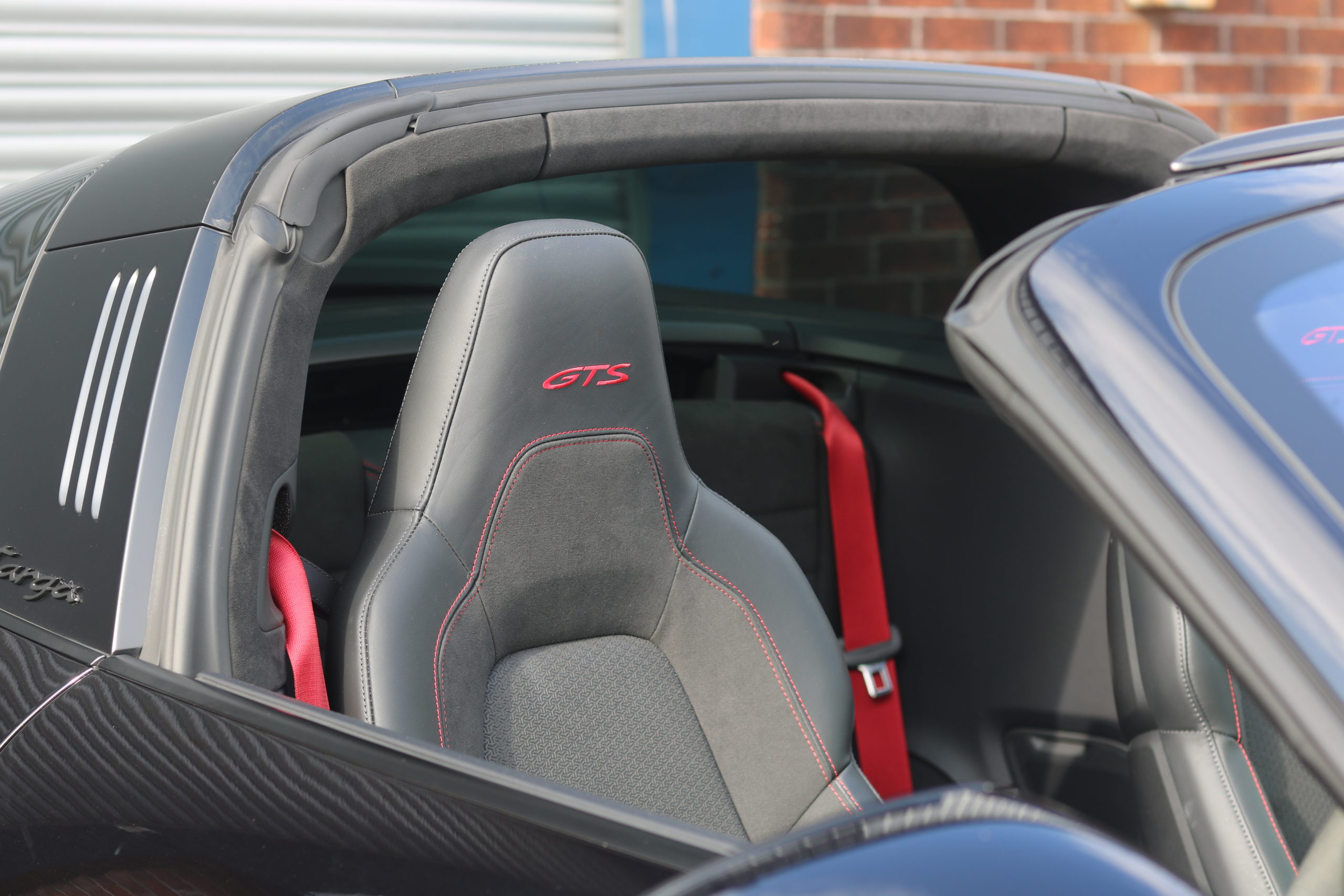 2025 (25) Porsche 911 3.6 T-Hybrid 992 4 GTS Targa PDK 4WD Euro 6 (s/s) 2dr